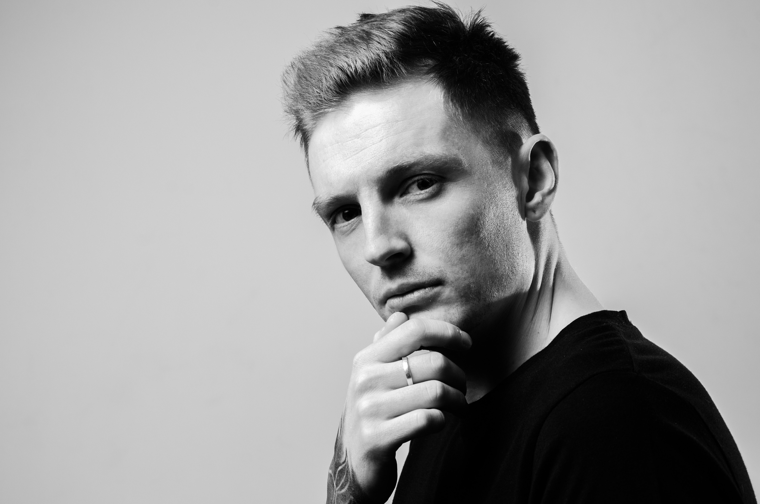 Портреты. Айк Симонян