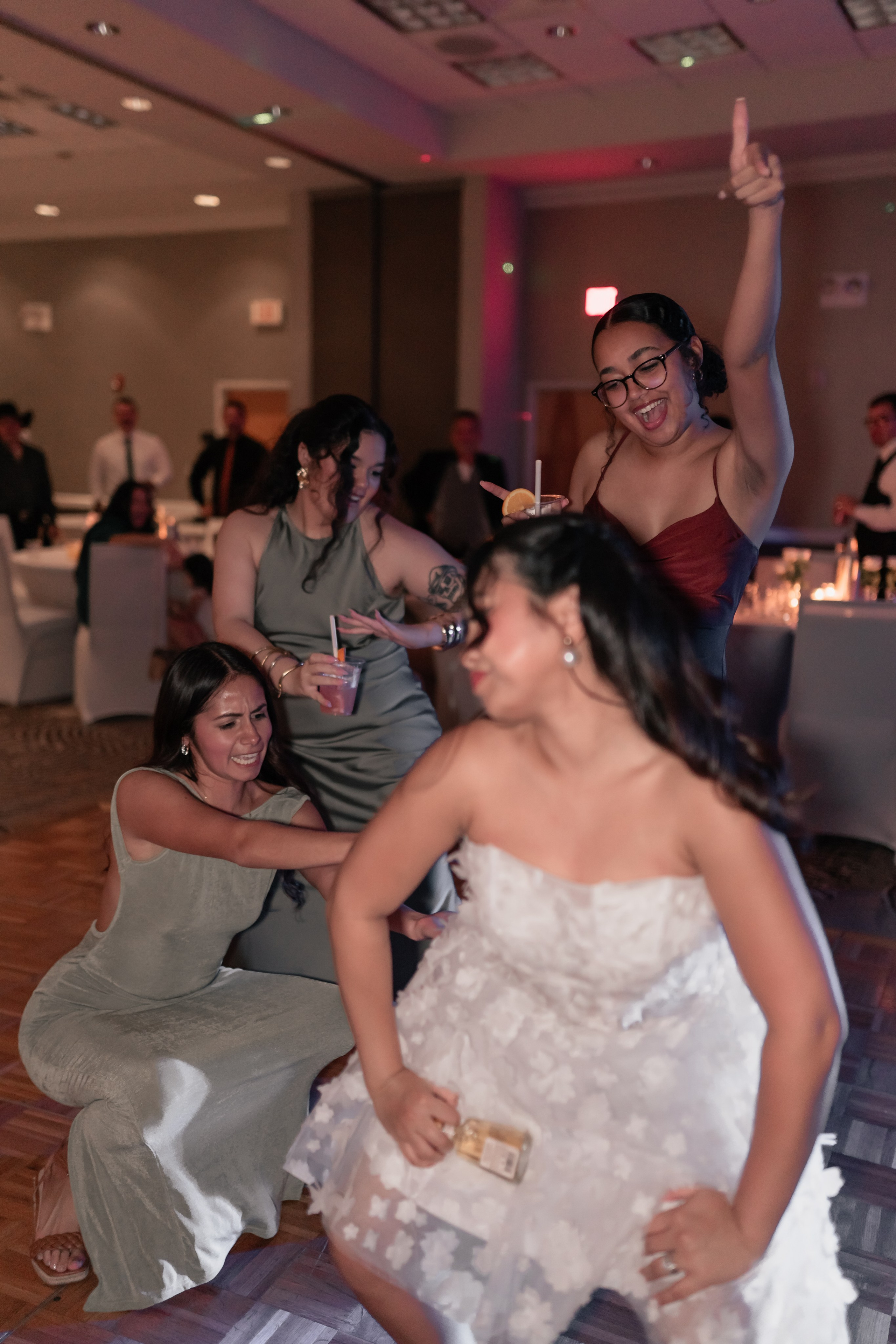 Ellen’s wedding party. Gaukhar Baimagambet — Photographer and Videographer
