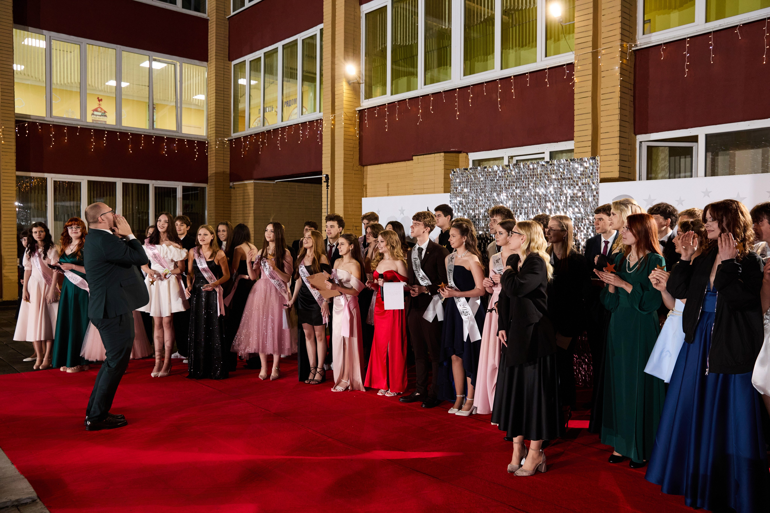 Выпускной 11 класс. Свадебная, репортажная фотосъемка и видеосъемка в Минске. Илья и Юлия Ширмановы. Фотограф | Видеограф | Минск