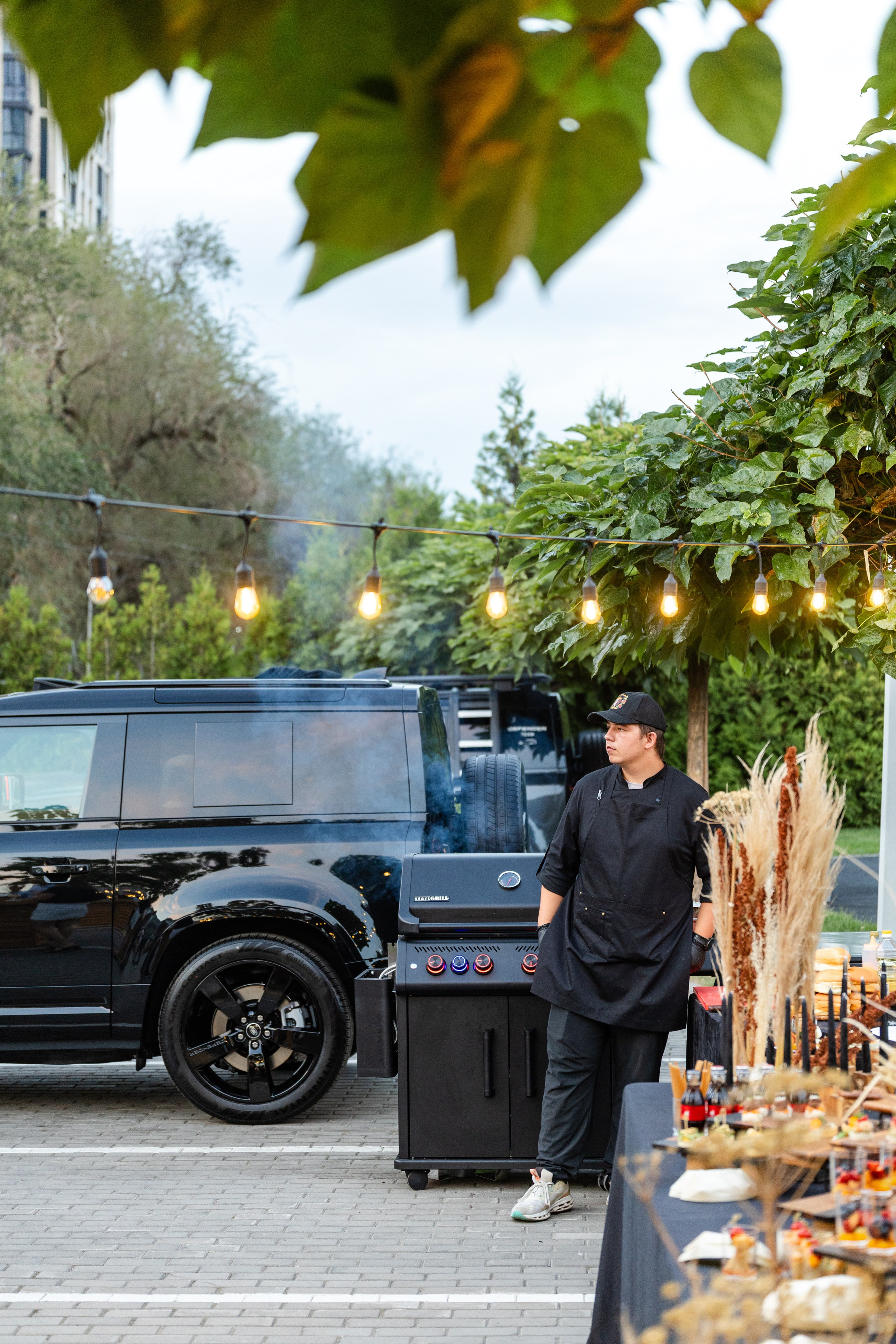 Репортражная съемка для автоцентра Land Rover Алматы. Коммерческий и репортажный фотограф в Алматы — Jora Abramov