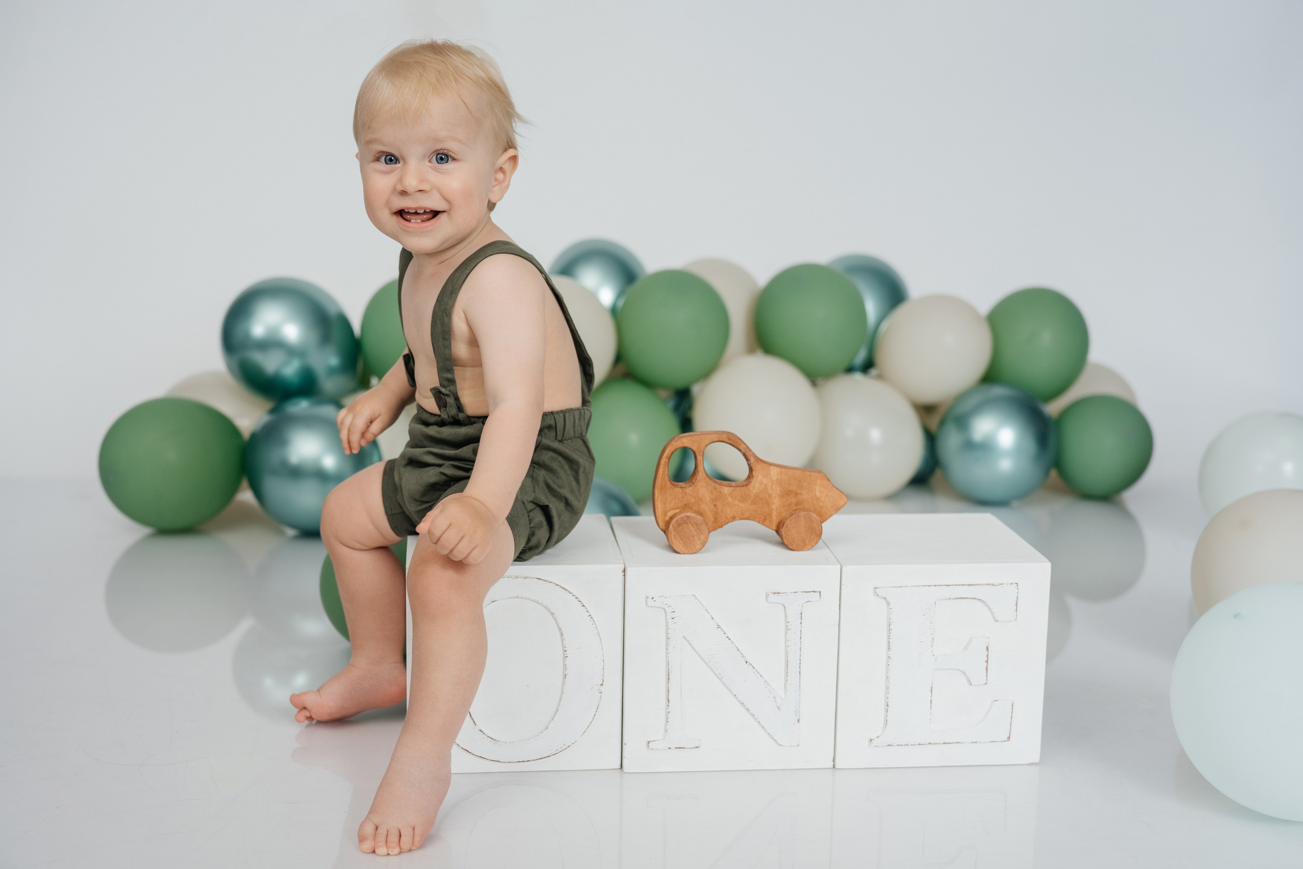 Годовасики. Лана Абрамян-Фотограф новорожденных и беременных в Новороссийске Анапе