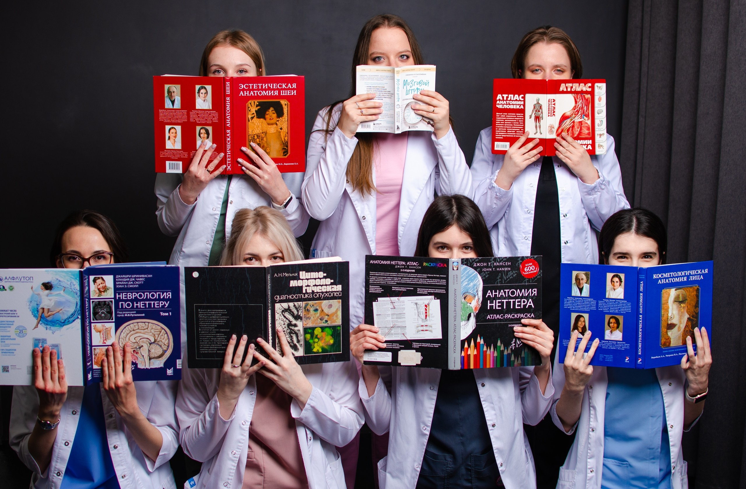 Выпускная фотосессия. ФОТОГРАФ ВОЛГОГРАД ПОЛИНА ЗОЛОТЫХ