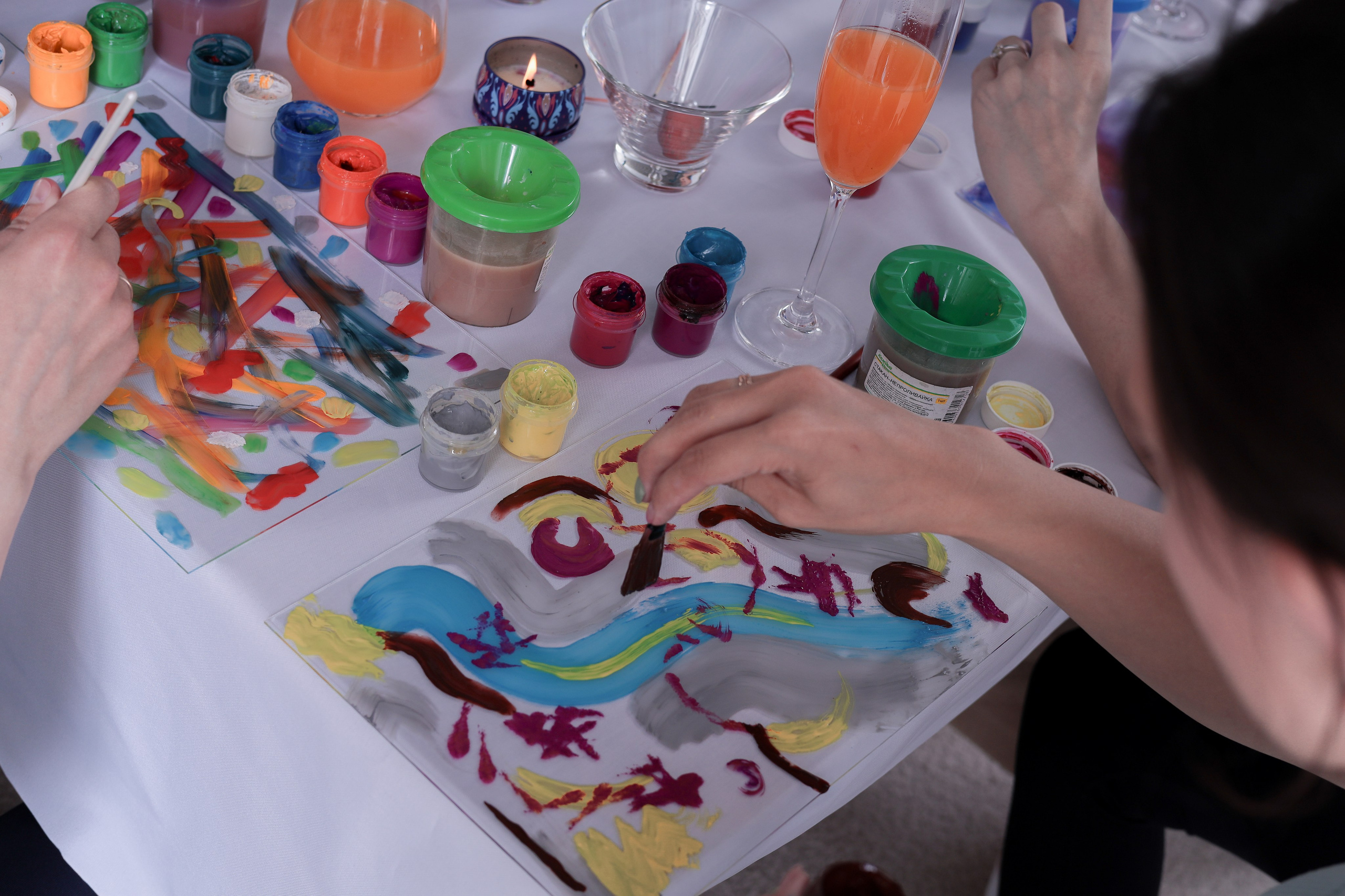 Арт-терапия + аэройога. Фотограф Надршина Лилия