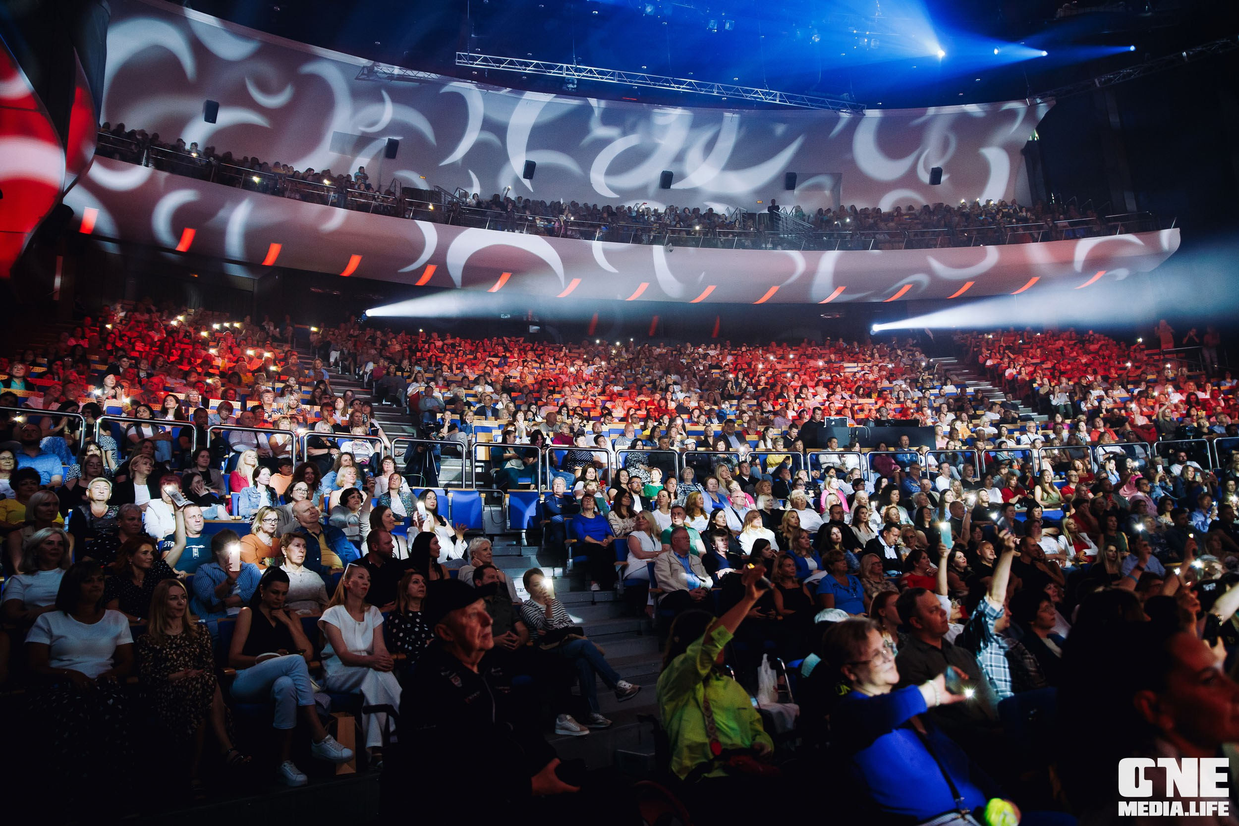 EMIN. Kaliningrad. KRIS KRUPINNIKOVA