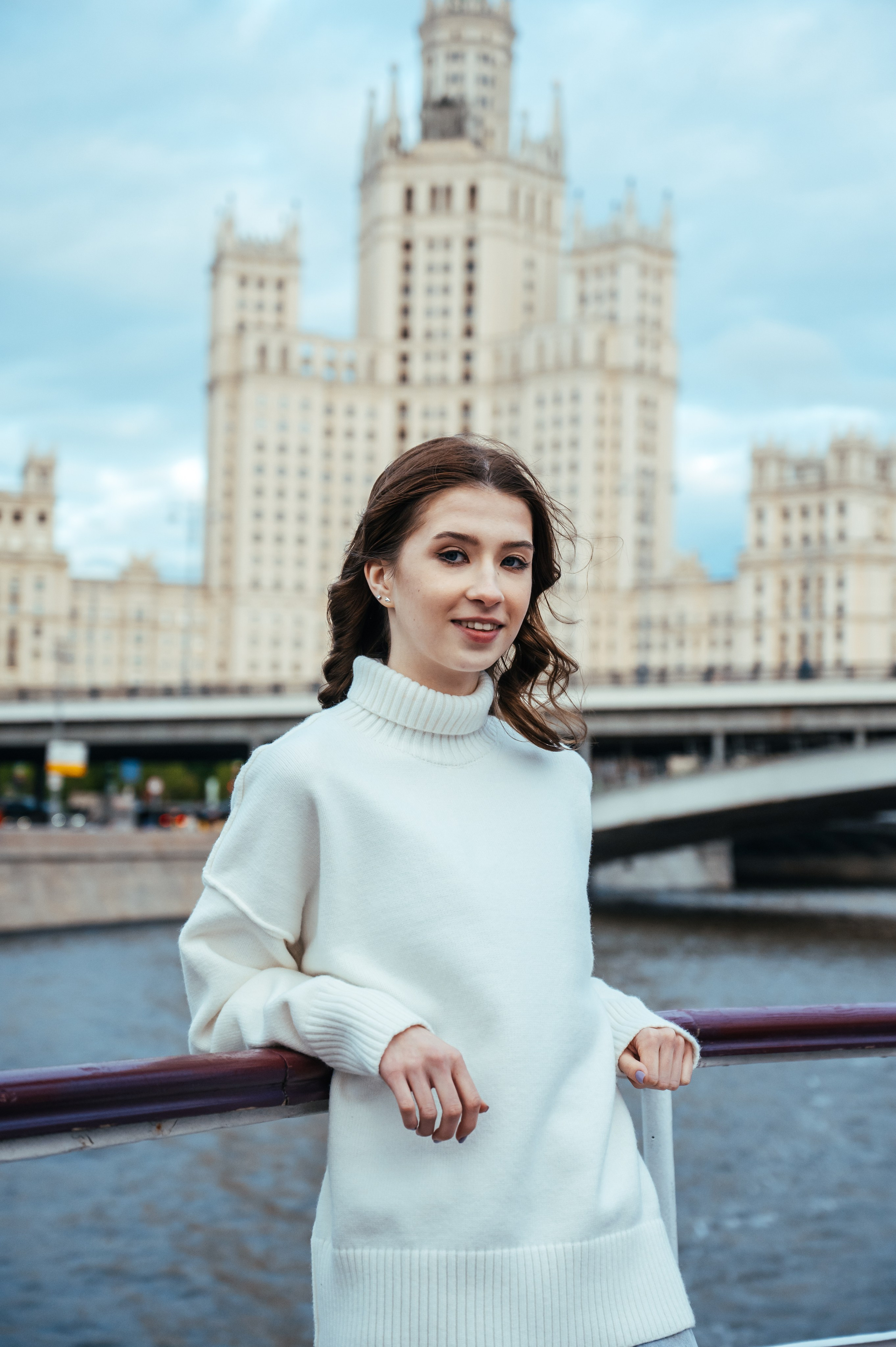 Последний звонок. Анастасия Петрович фотограф, фотокорреспондент в Москве и Санкт-Петербурге. Фотосъёмка репортажа, мероприятия, корпоративная съёмка, контент