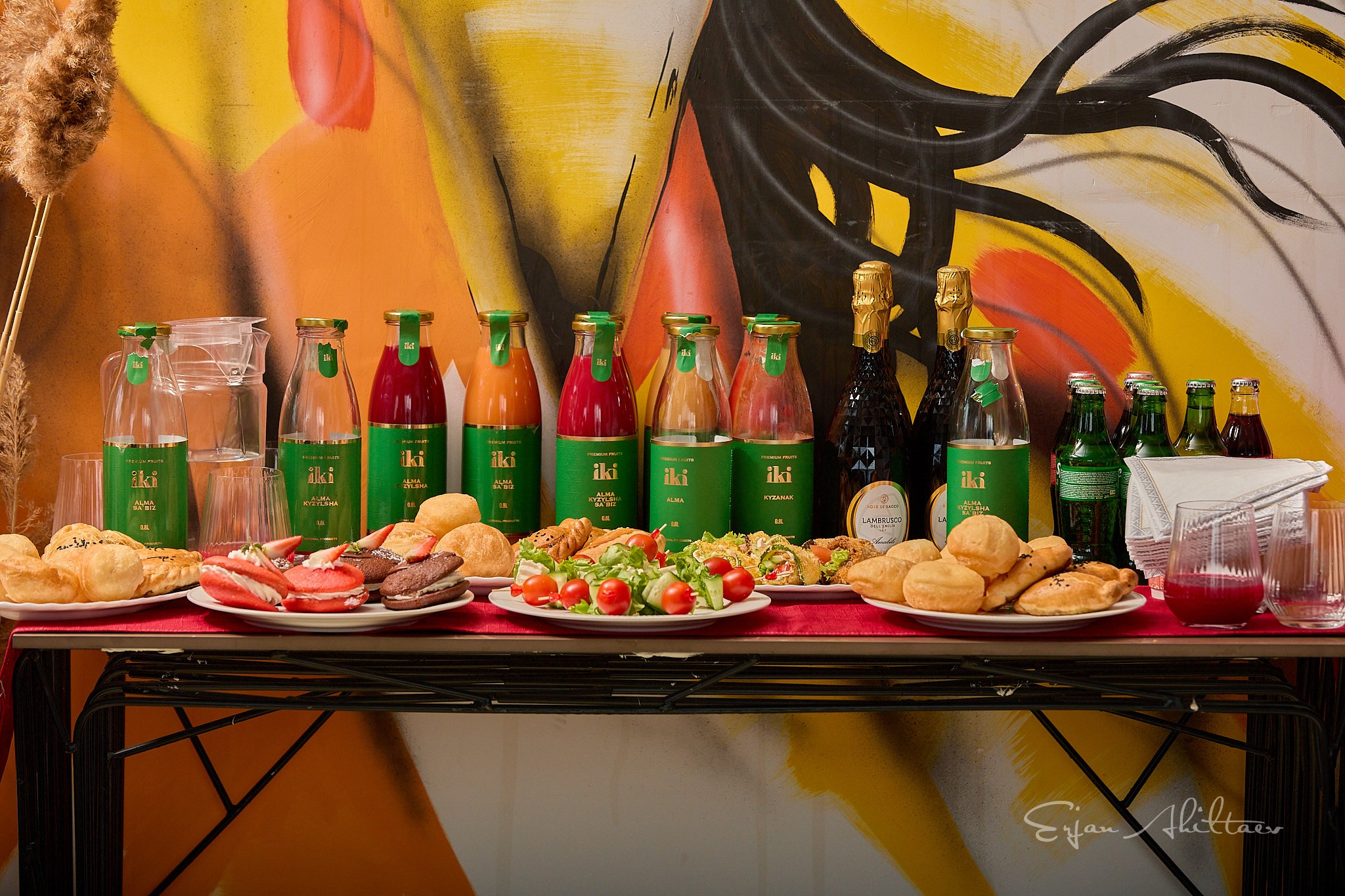 I N L I G H T. Erjan Ahiltaev — Photographer in Almaty