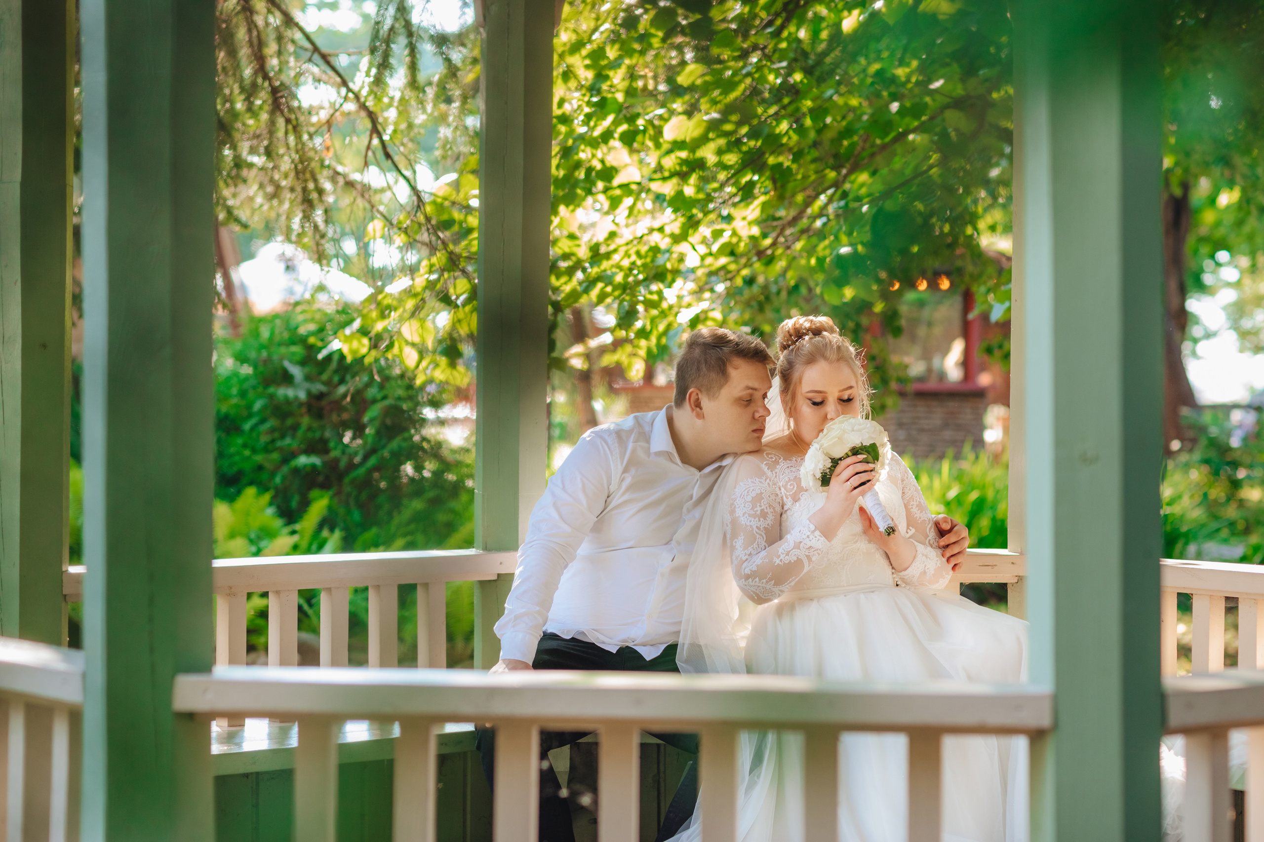 Евгения и Илья. ЗАГС Калининского района и прогулка на Финском заливе. Свадебный и семейный фотограф в Санкт-Петербурге и Сестрорецке