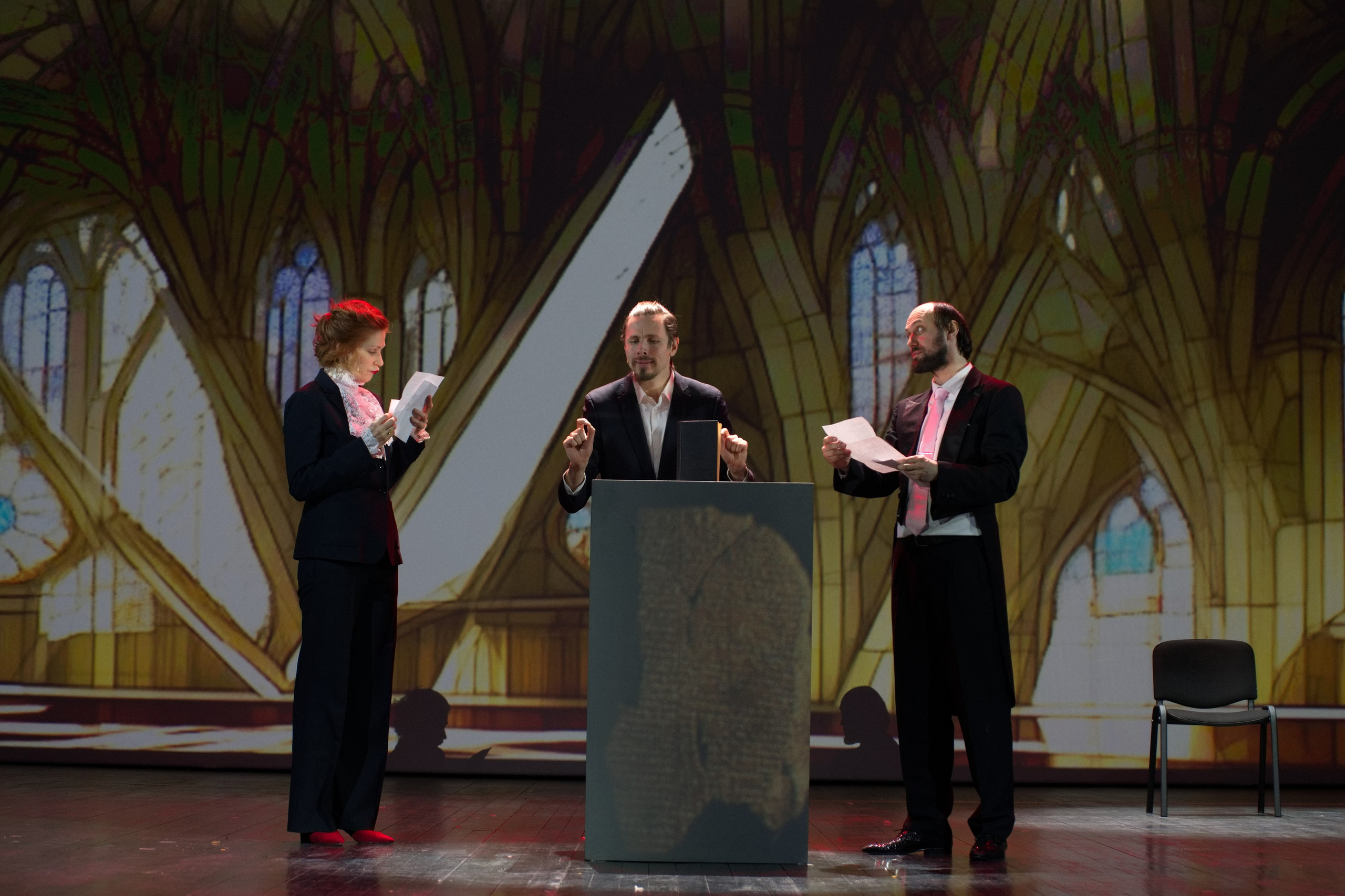 Театр И-Он, Мюнхгаузен. Семейный и детский фотограф Антон Зорин