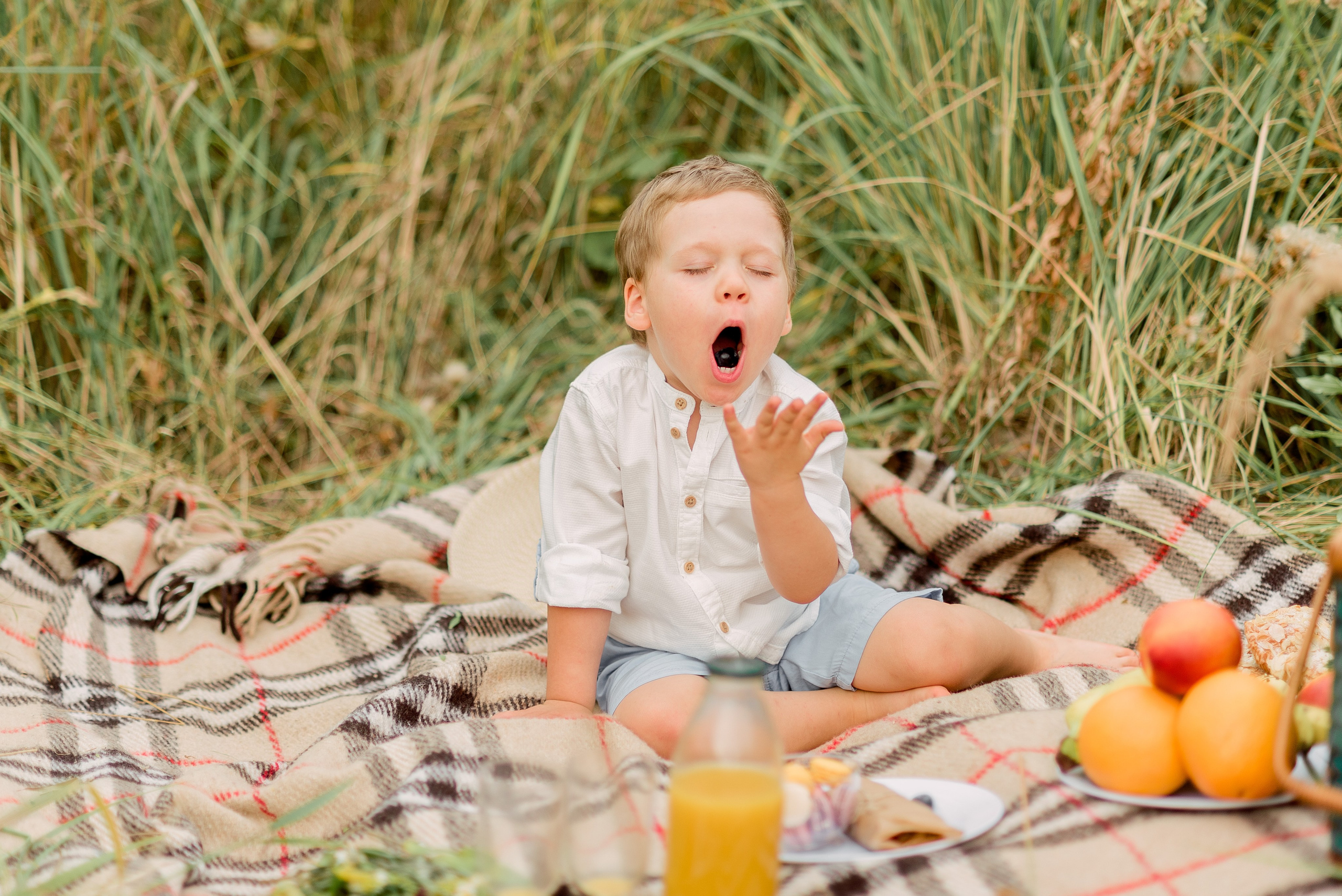 В поле. Фотограф Юлия Попова