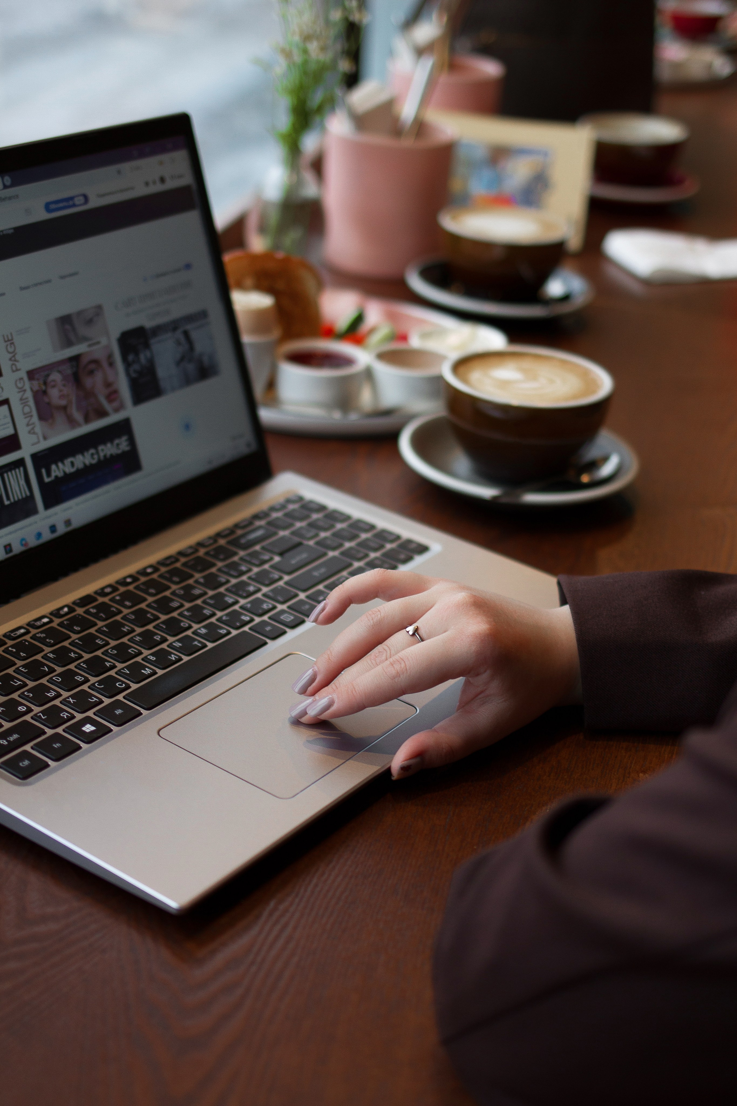 Е — ВЕБ ДИЗАЙНЕР. Фотограф Екатеринбург Елена Минина