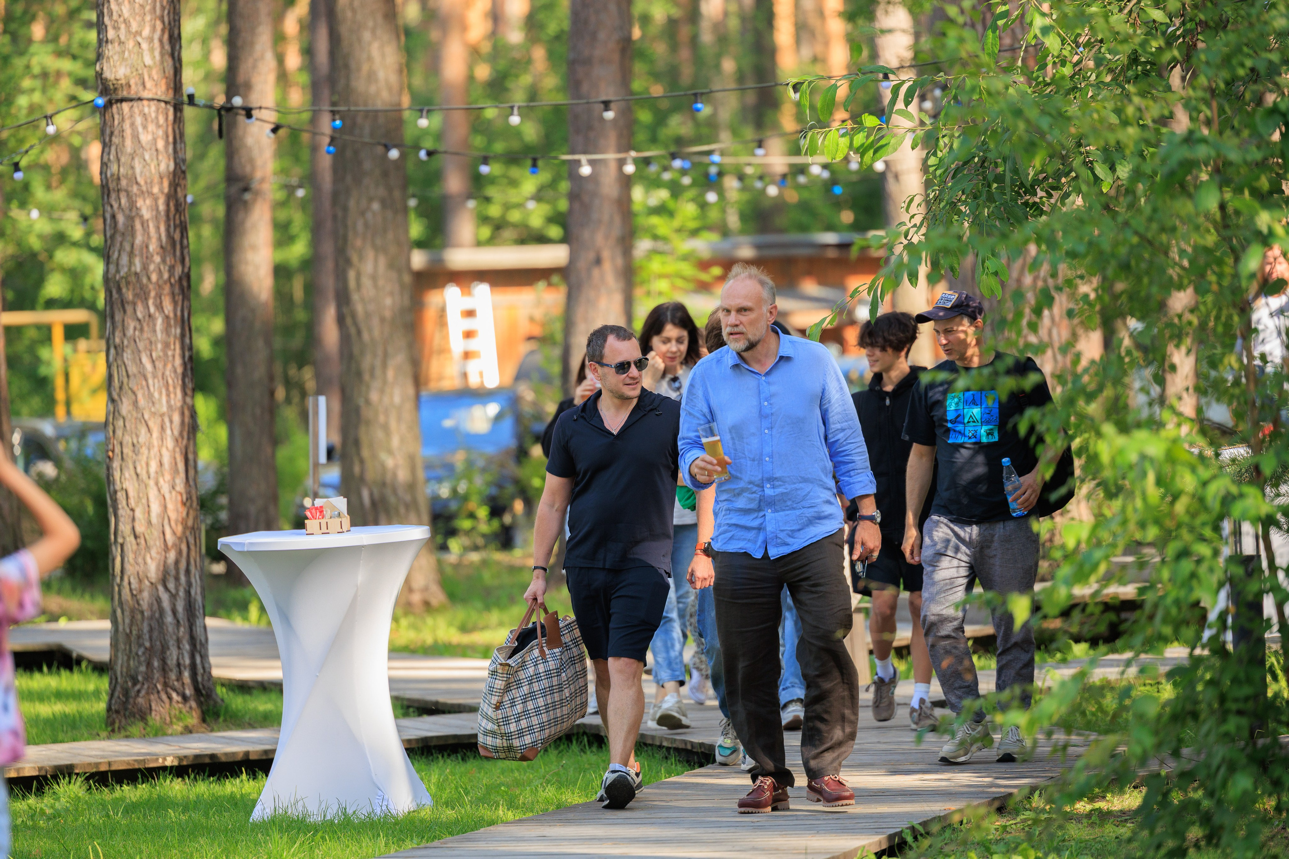 Корпоратив в «Лесу». Контент для бизнеса в Екатеринбурге Полдень Медиа