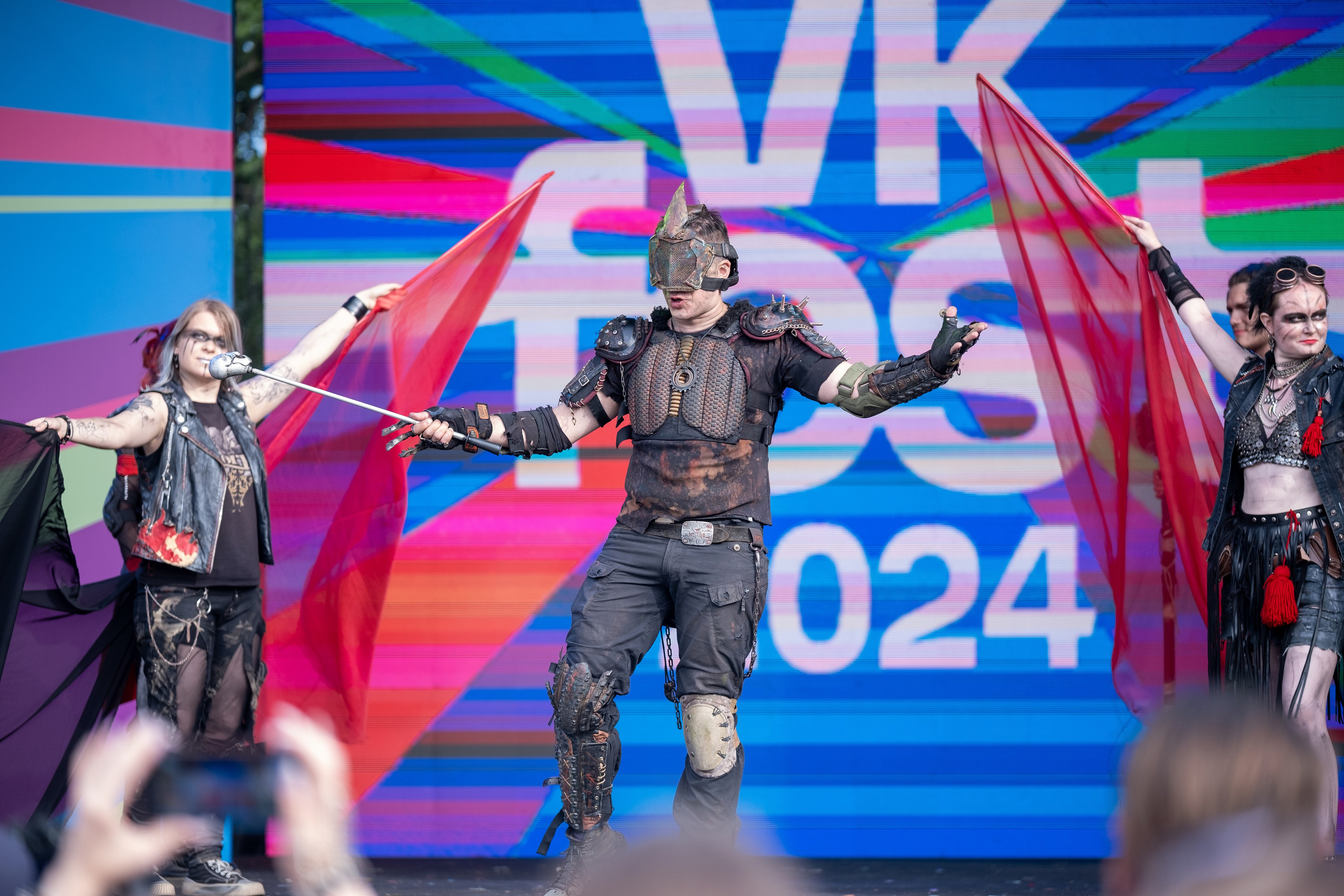 VK Fest 2024. Репортажный фотограф в Санкт-Петербурге Максим Варбулайнен