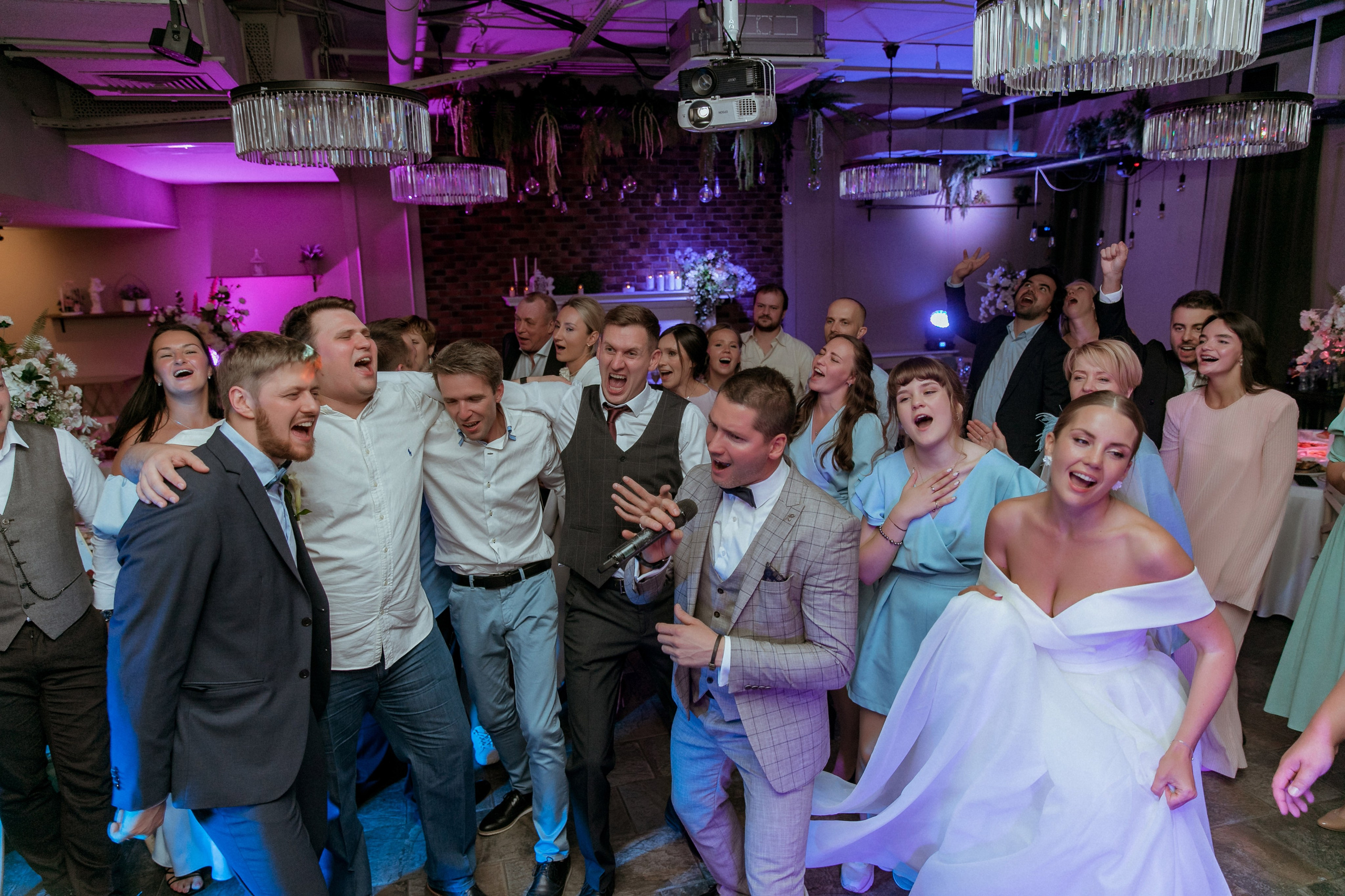 Фотограф и видеограф на свадьбу на полный день. Фотограф, видеограф на свадьбу в Москве Никита Назаров