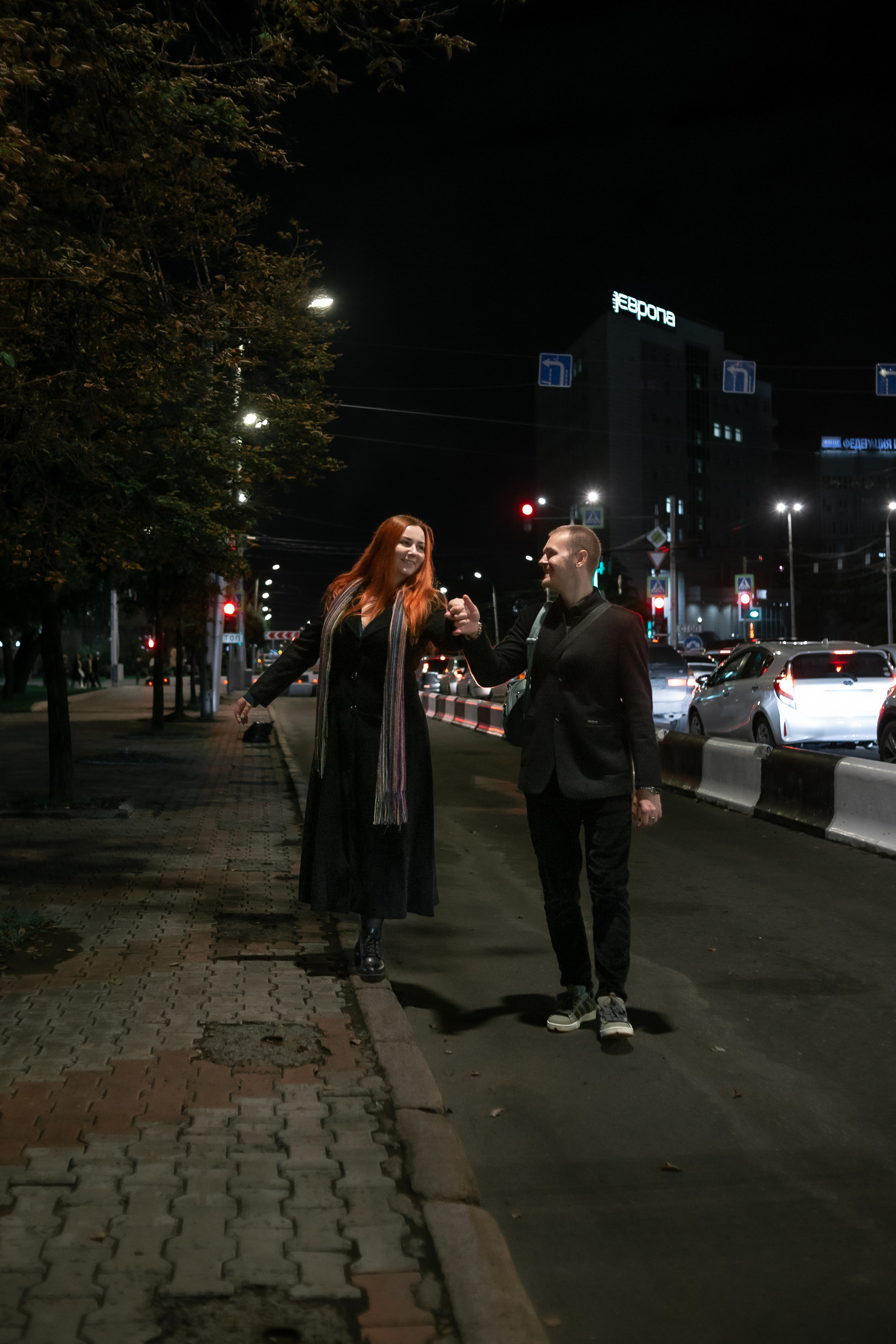 Ася и Влад. Ночная прогулка. Фотограф Регина Крикунова г. Красноярск