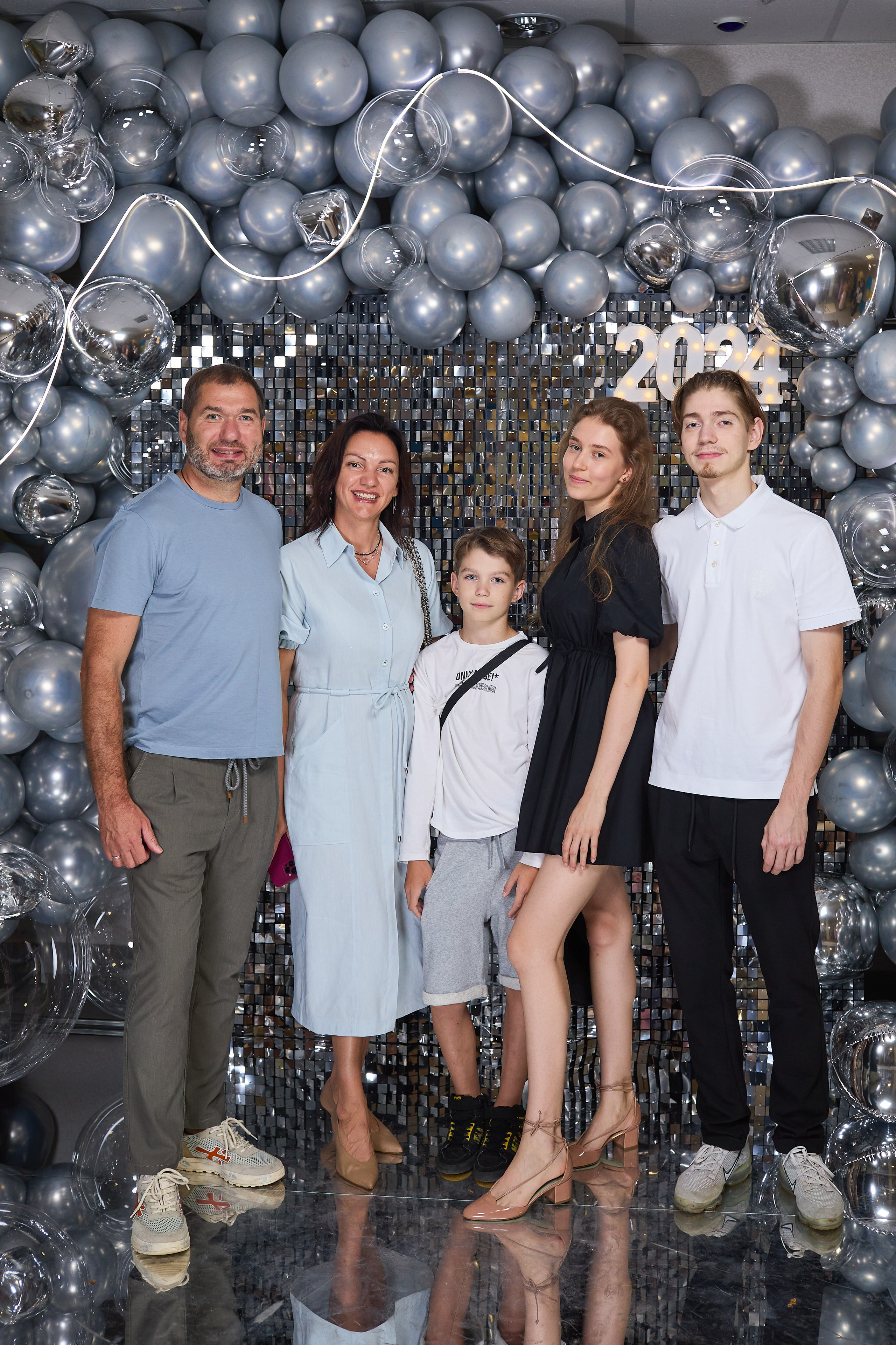 Выпускной 2024. Александр Осин — корпоративный и семейный фотограф в Москве