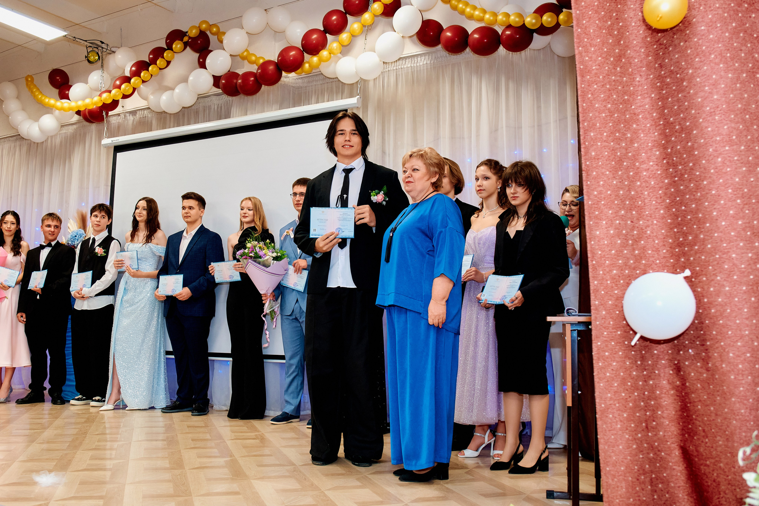 Выпускной 11Б. Школа 35. Фотограф Таганрог Анна Трайжон