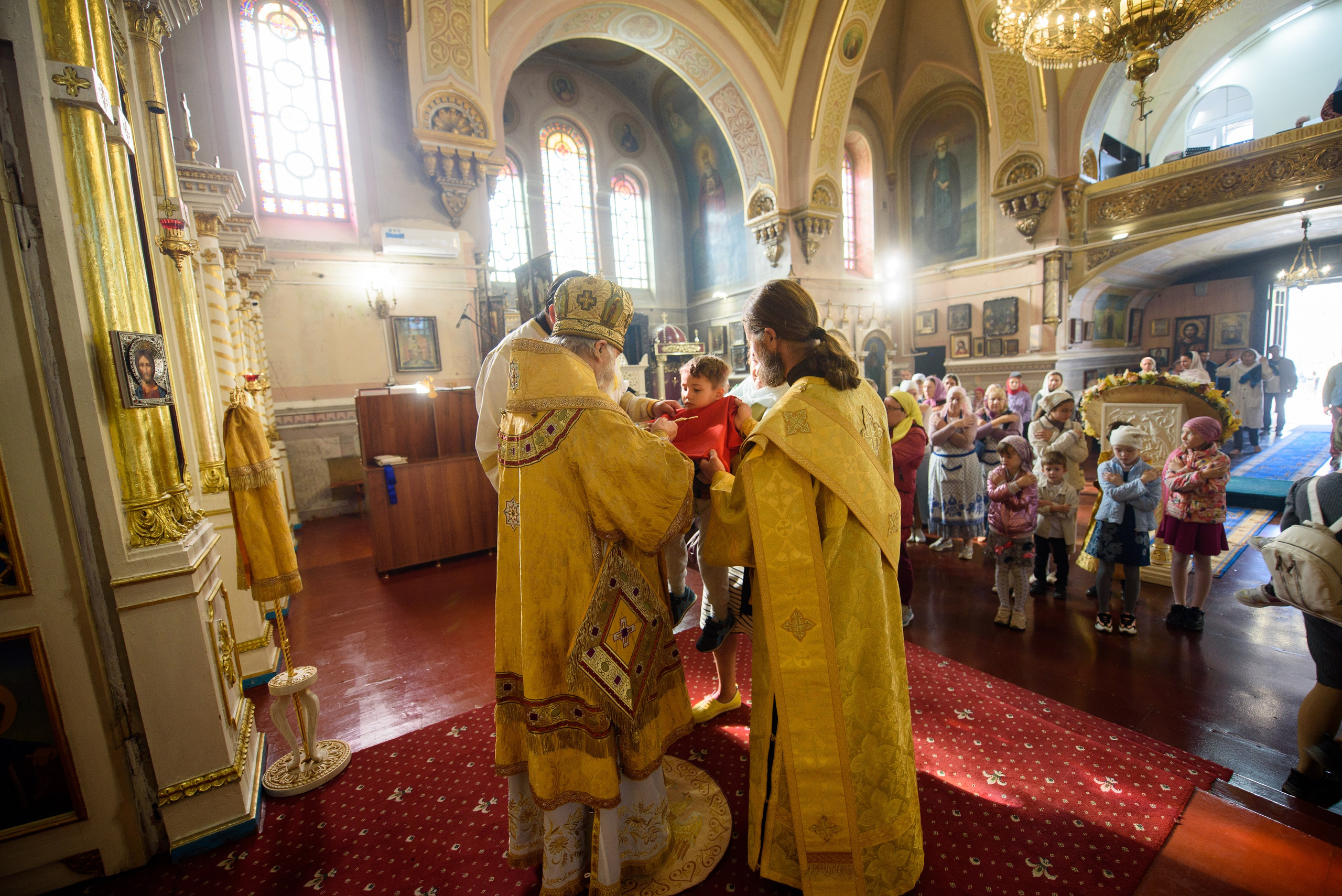 Воскресная литургия 29.10.2023. Семейный и свадебный фотограф в Феодосии и Коктебеле