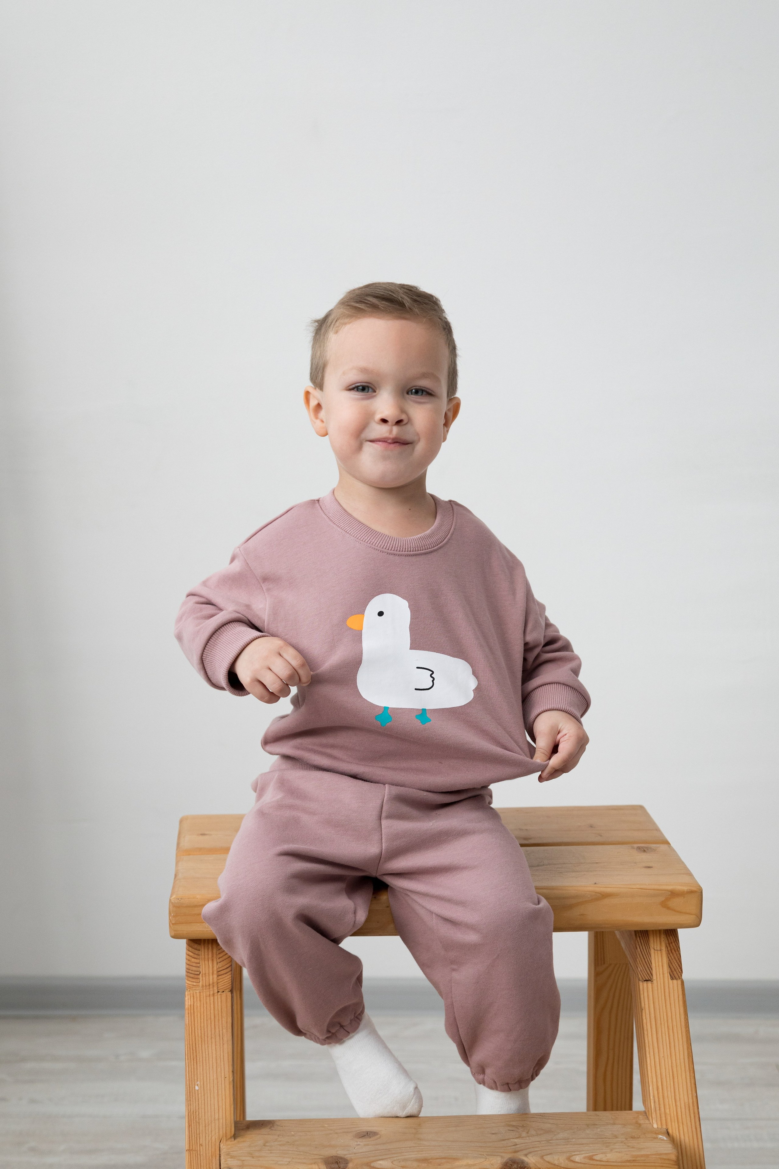 Фотосессия детской одежды для маркетплейсов Wildberries, Ozon. Детский и контент фотограф Надя Волкова Санкт-Петербург