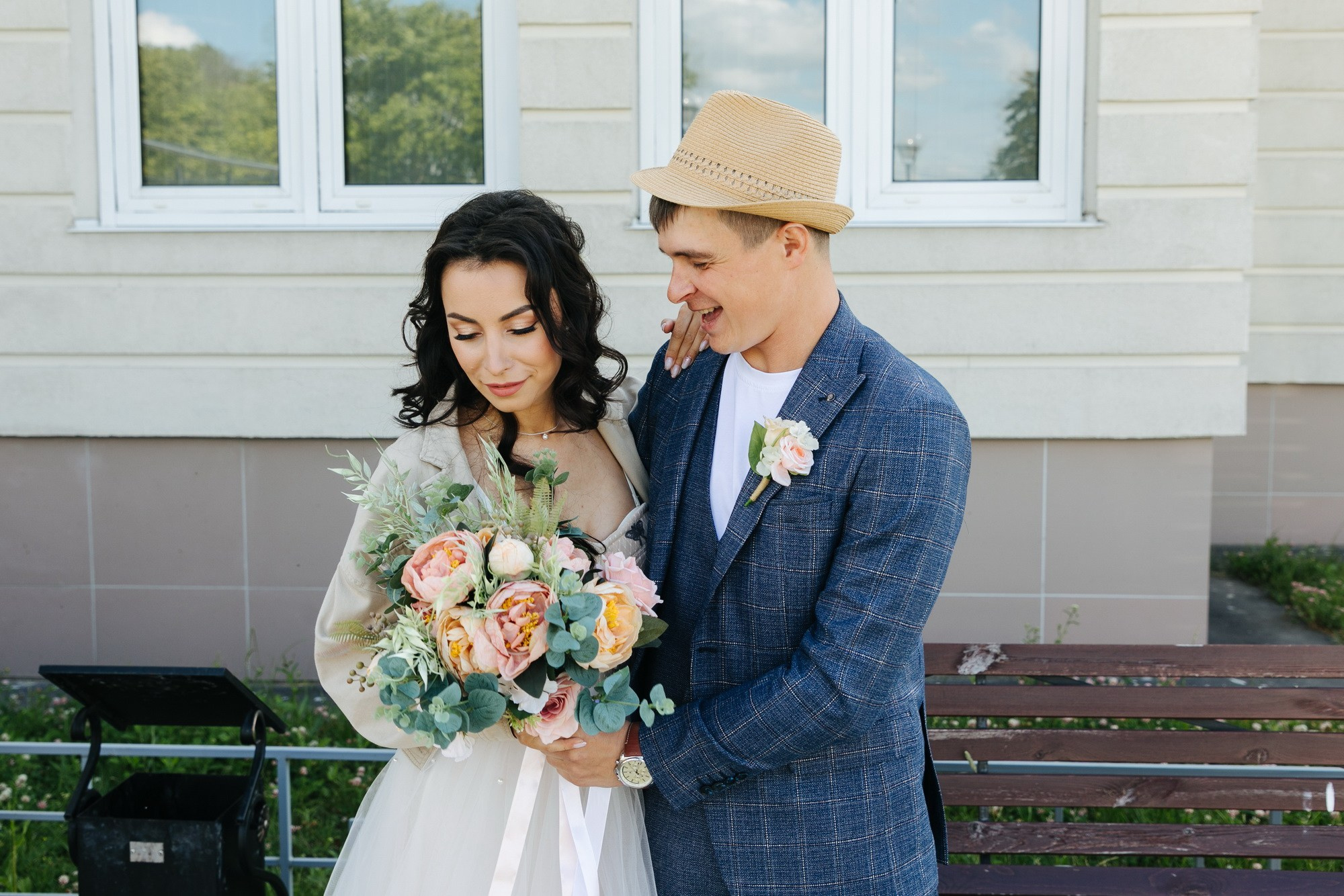 где провести свадьбу в спб, петергофе, свадебный костюм для жениха магазины, свадебный салон в спб найти, торт для свадьбы заказать, найти фотографа на свадьбу, праздник