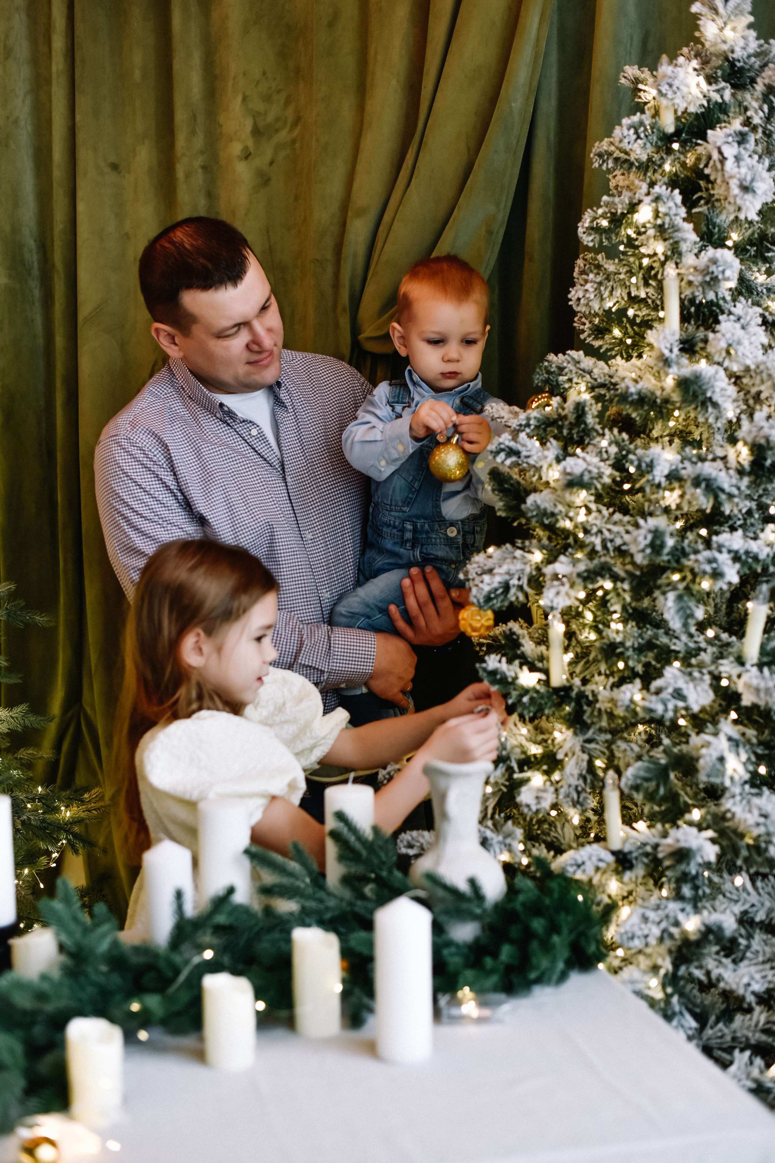 Семья Анастасии, Андрея, Тани и Вани