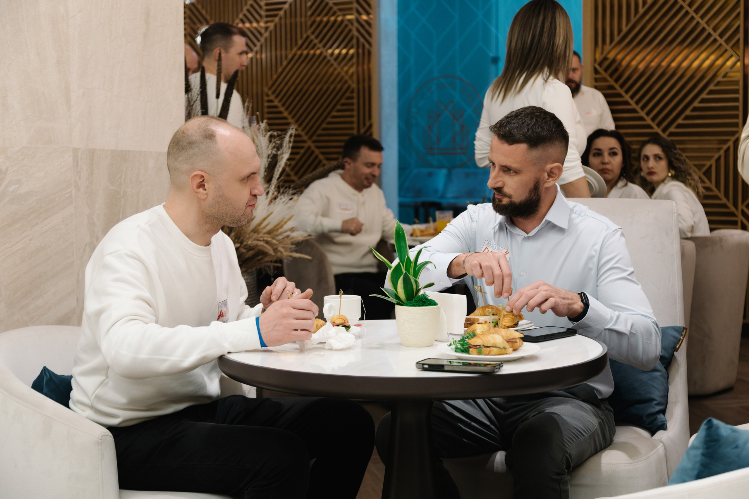 Бизнес марафон Эволюция. Артур Иликчян — Wedding & Event фотограф в Краснодаре