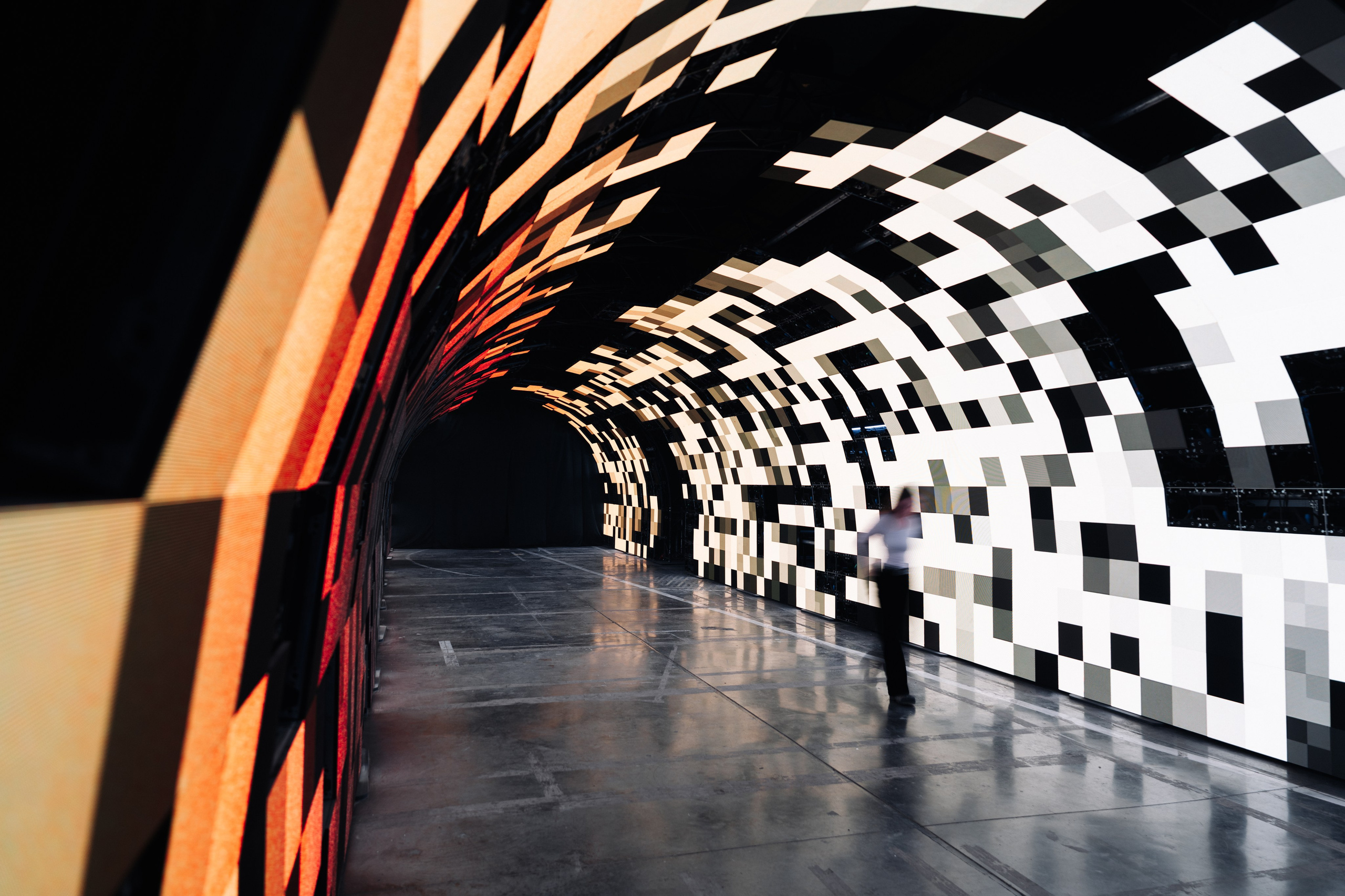 INTERVALS.EXHIBITION. @tomrus: Рустам Шагиморданов — фотограф