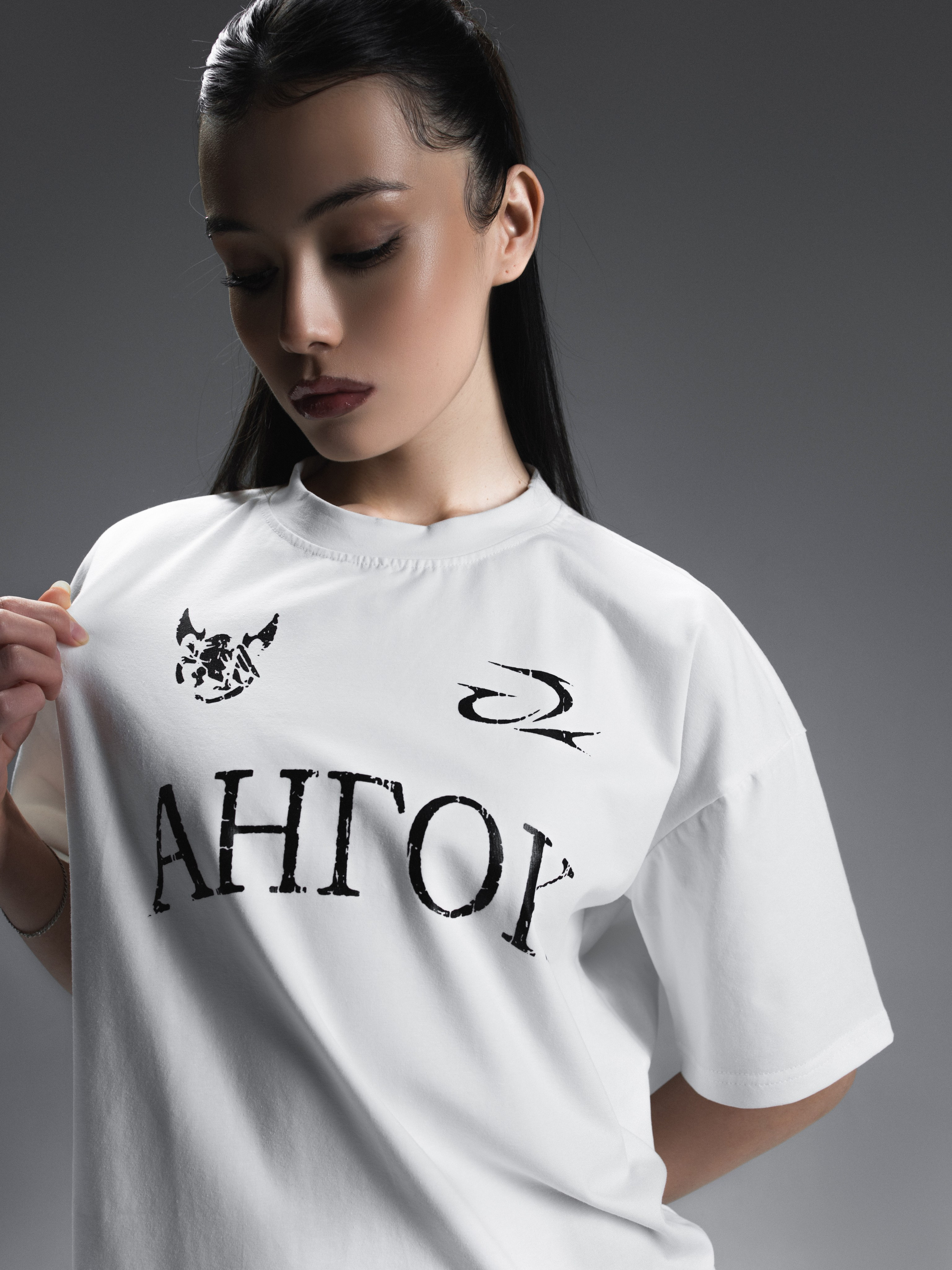 КАТАЛОГ | серый фон. RUNA production — стильные съемки для брендов