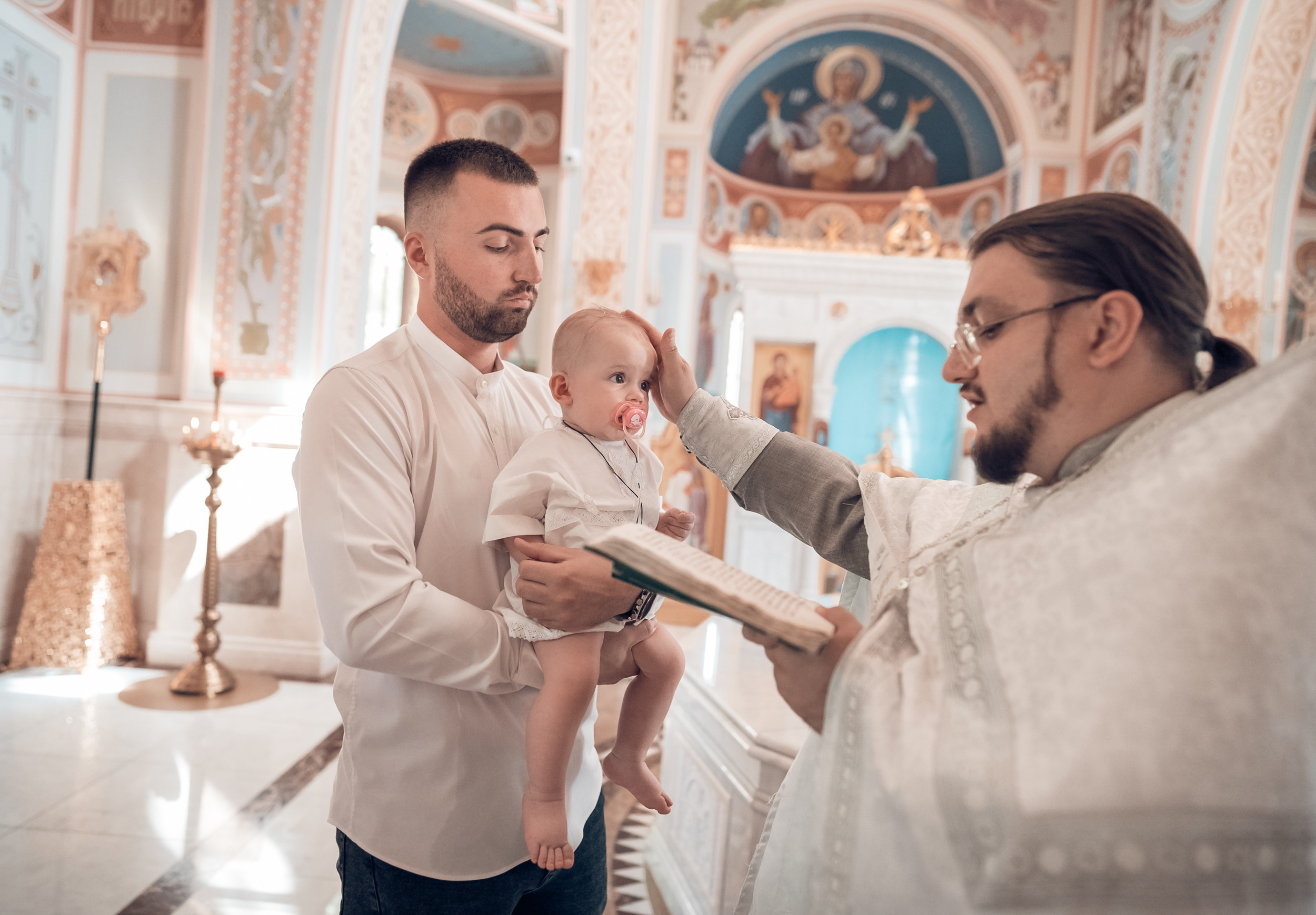 Крещение в Александро -Невском соборе г. Симферополь. Церковный фотограф Севастополь