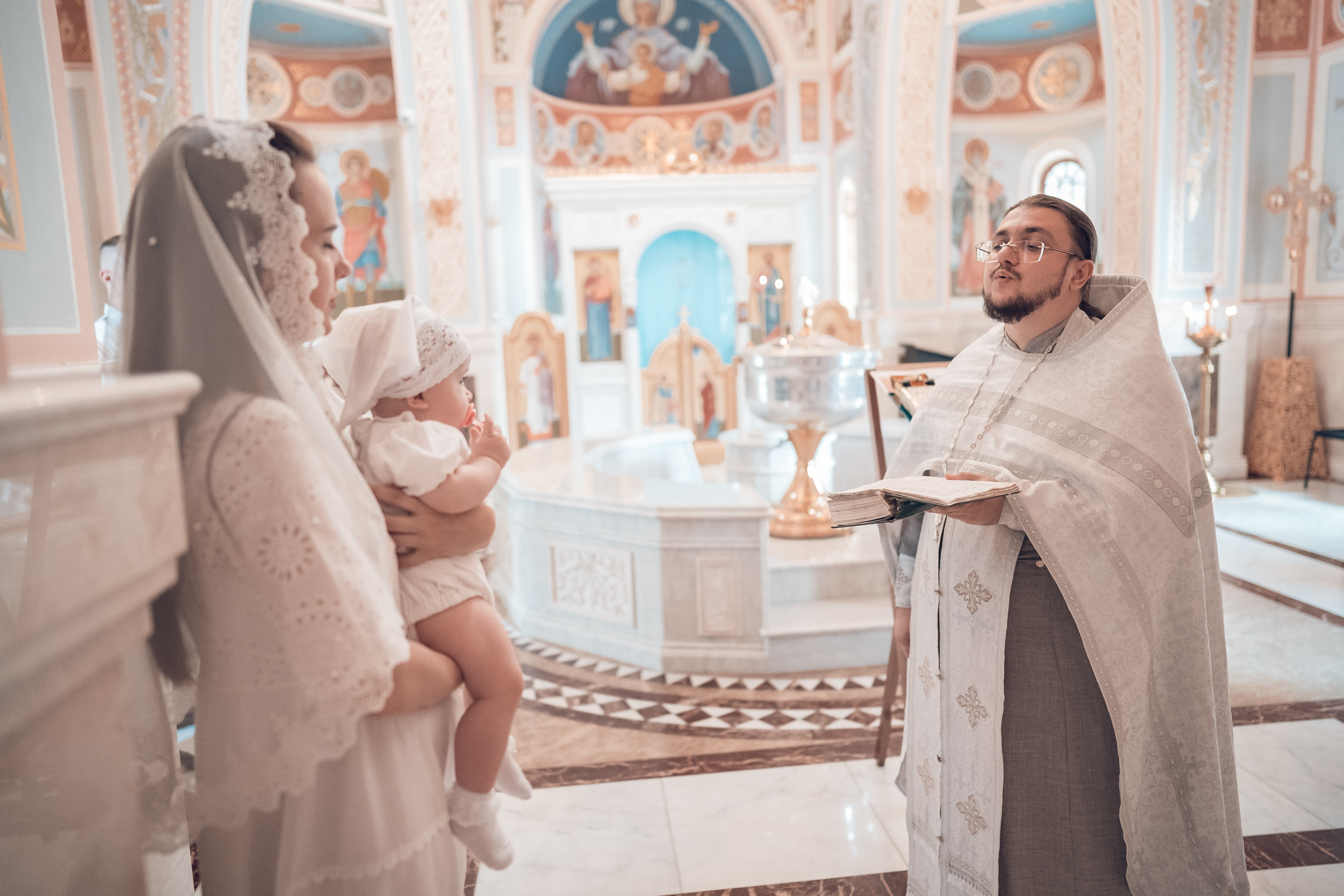 Крещение в Александро -Невском соборе г. Симферополь. Церковный фотограф Севастополь