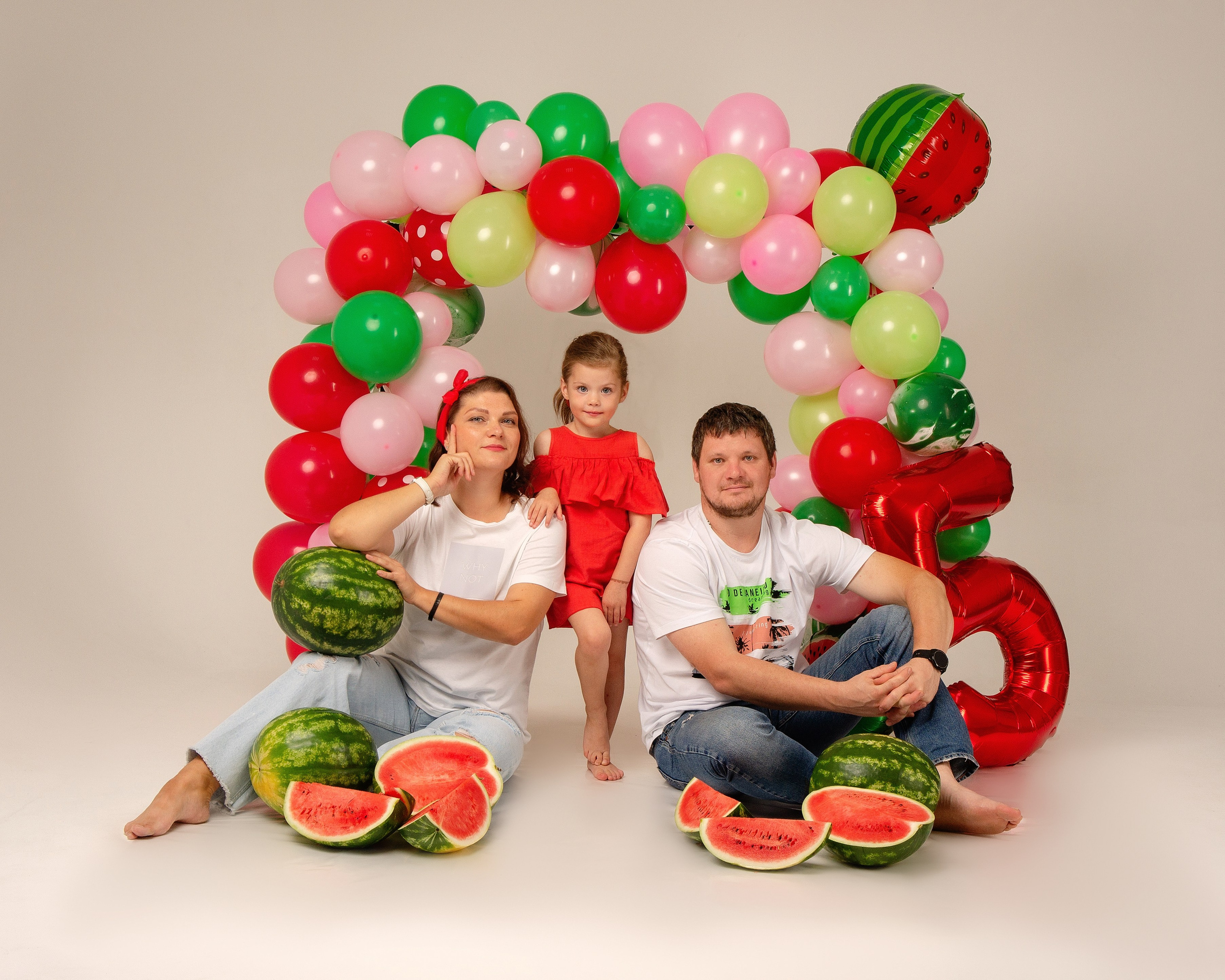 Диана и арбузы. Фотограф беременности в Екатеринбурге Илона Филатьева