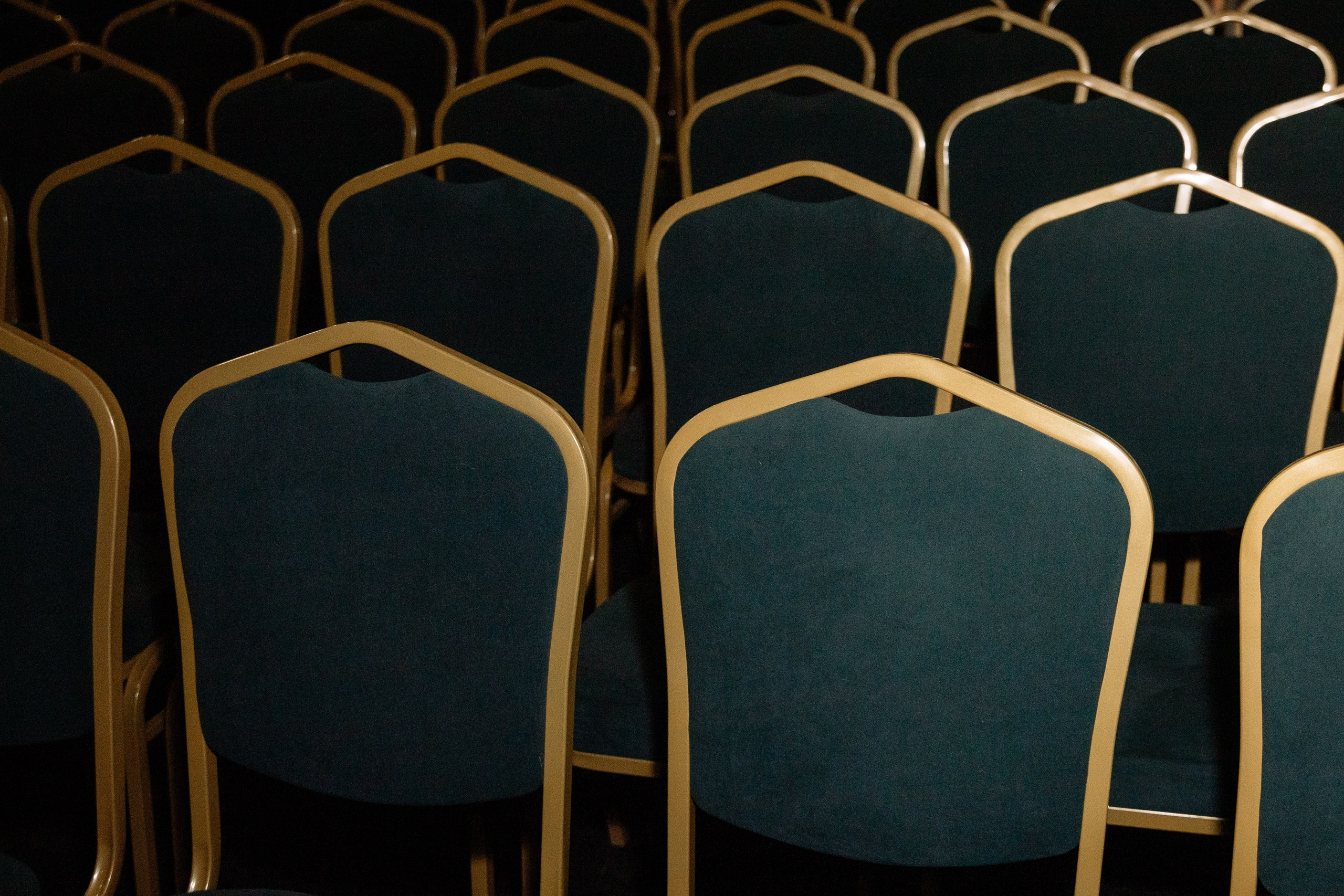 Поэтический вечер с Игорем Бушмелевым и Никой Станиславчик. Фотограф Юлия Мальцева