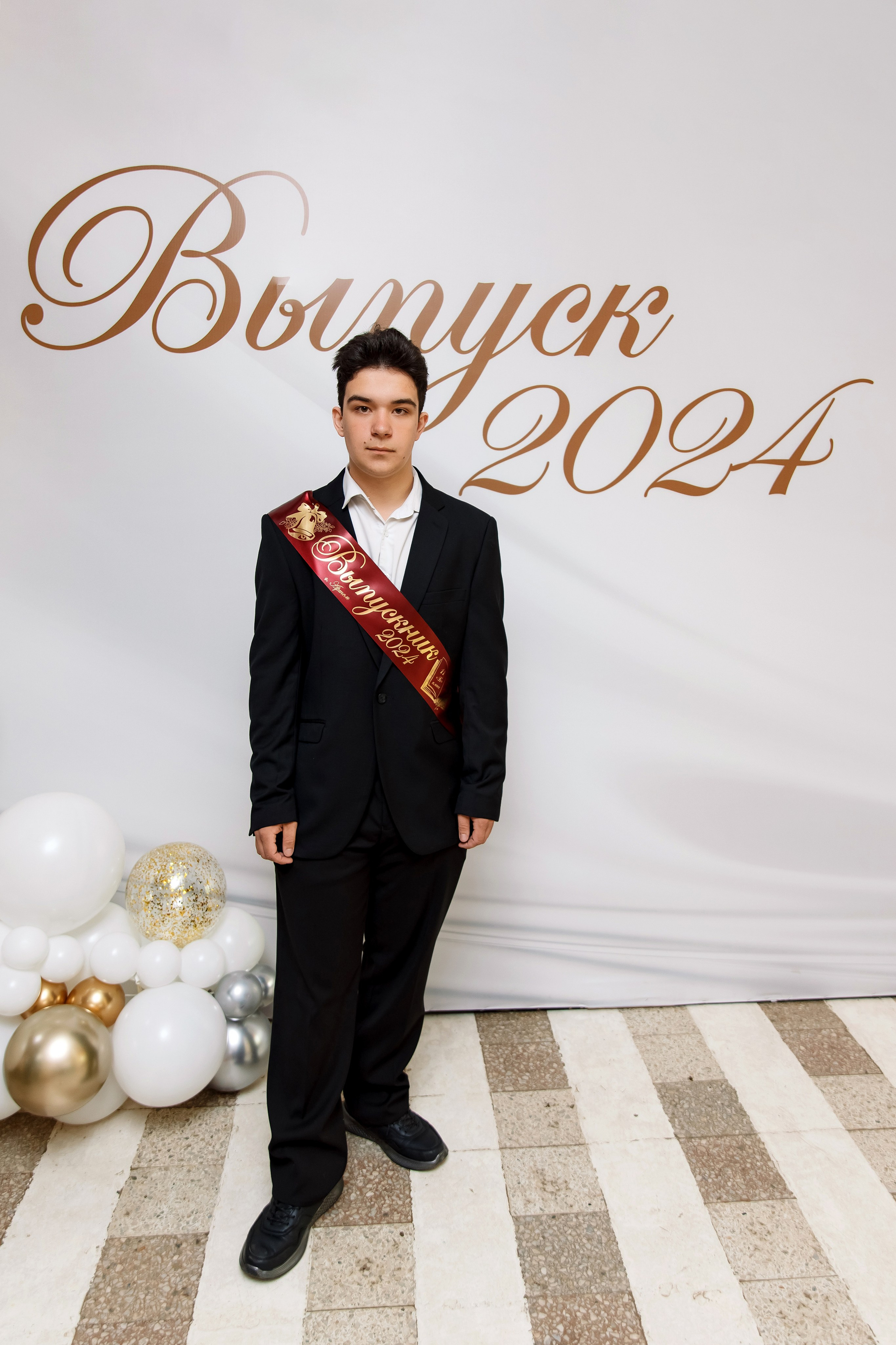 11 класс Последний звонок. Фотограф Любовь Корниенко, Примоский край