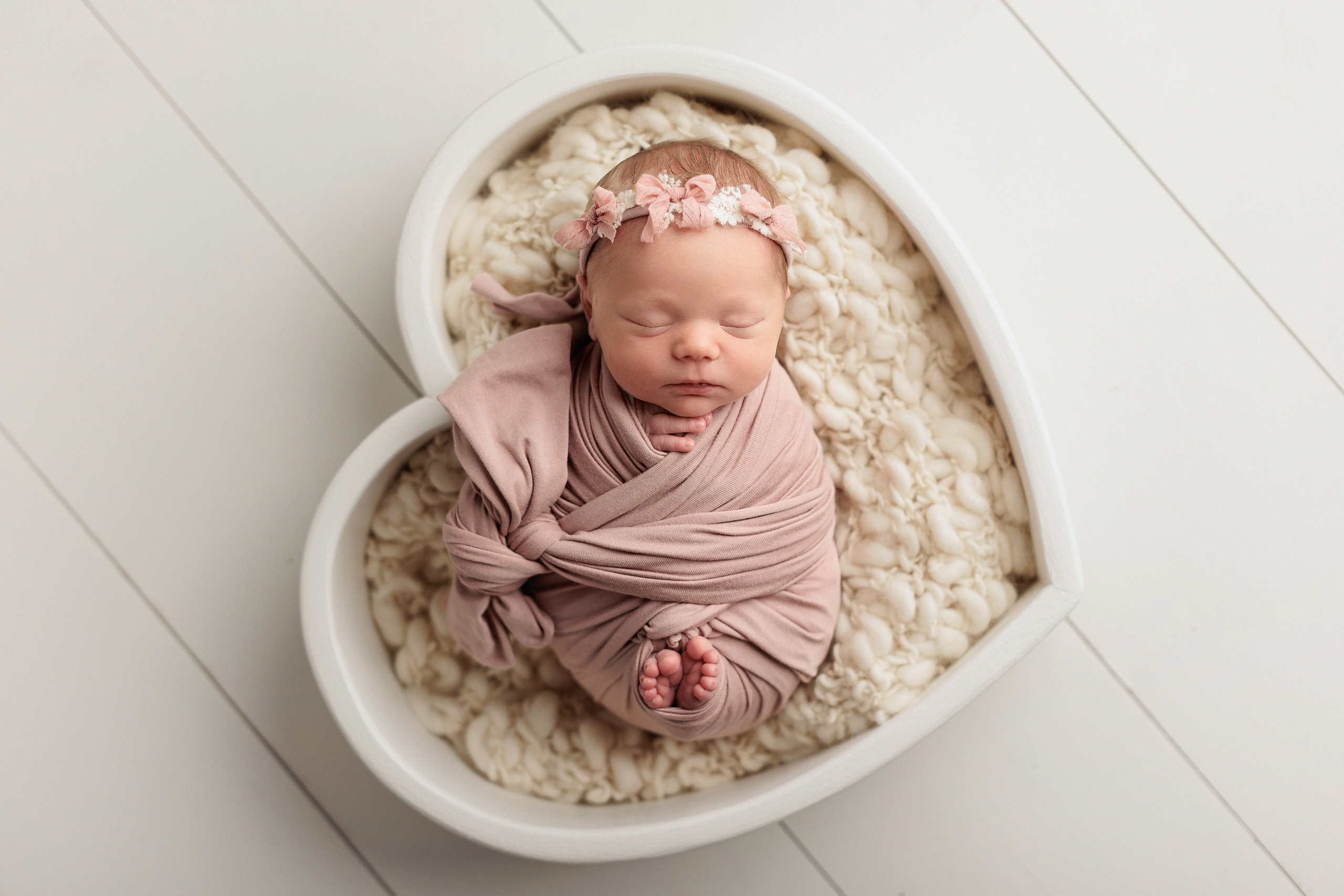 Фотосессия новорожденного серпухов. Семейный фотограф новорождённых в Серпухове Юлия Новикова +79637785957