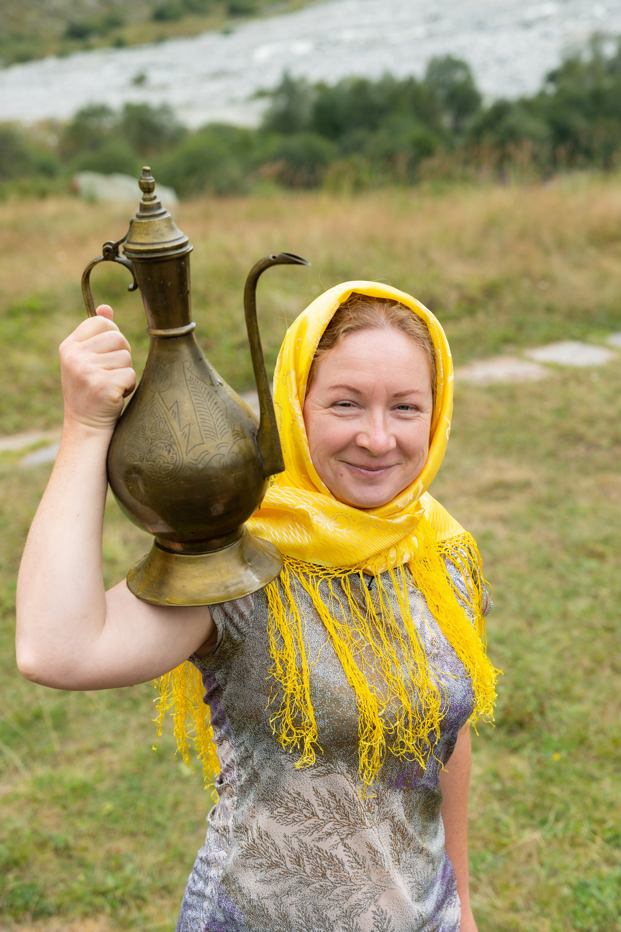 Женщины в Безенги, Черекский район, Кабардино-Балкарская Республика. Фотограф Красная Поляна — Сочи — Москва