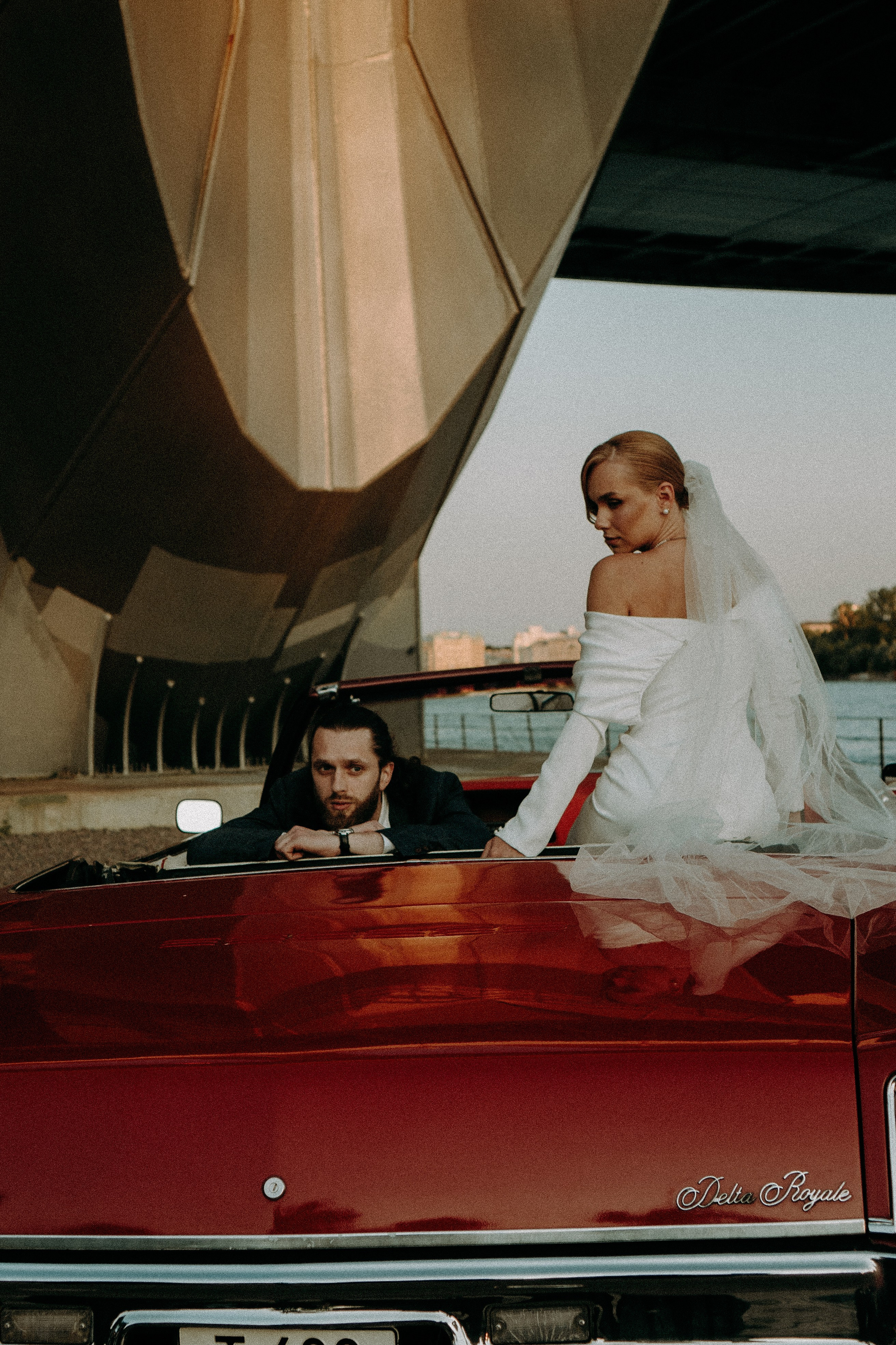 СВАДЕБНАЯ СЬЕМКА ВОЗЛЕ МСОТА БЕТАНКУРА НА КАБРИОЛЕТЕ. Профессиональный фотограф, Санкт-Петербург — Виктория Богомолова