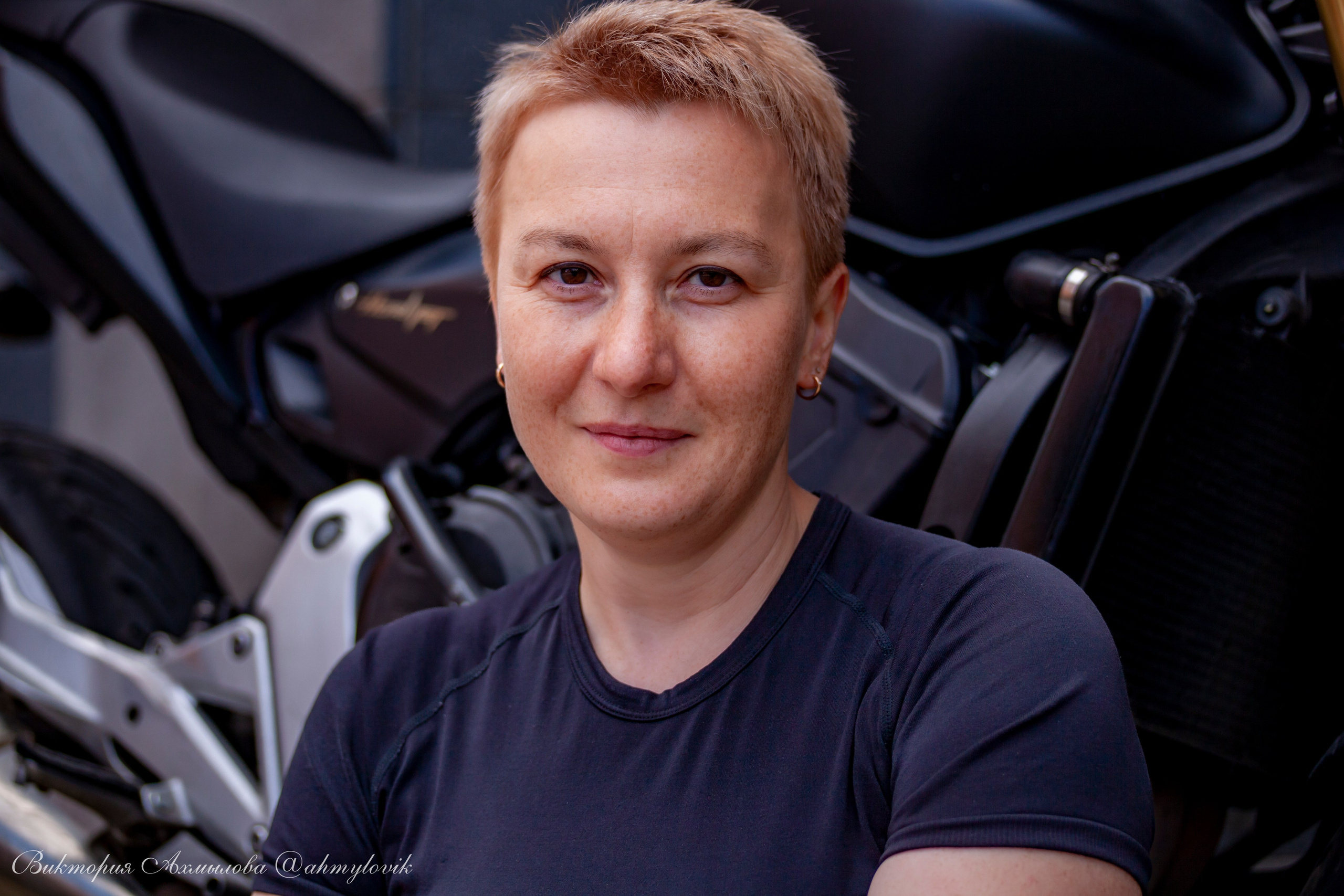 Катя и Хорнет (Honda CB 1000 Hornet). Виктория Ахмылова. Фотограф в Москве