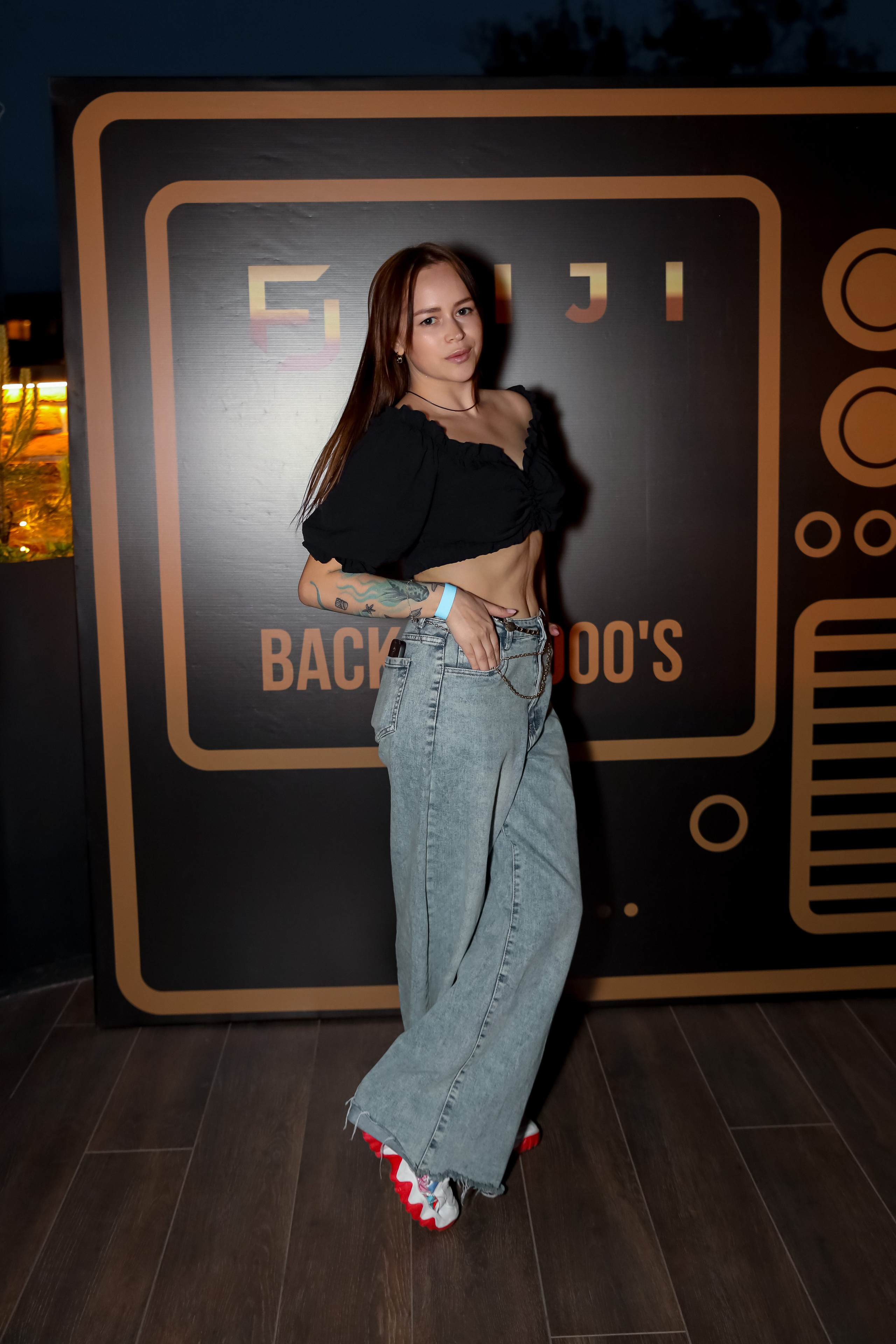 LA night & Fiji wave. 2000’s