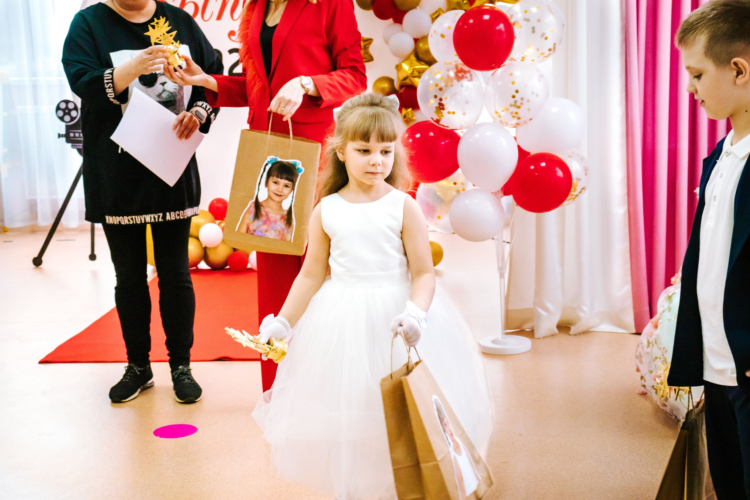 Фотограф на выпускной Детского сада Томск. Фотограф в Томске Дарья Пучкина