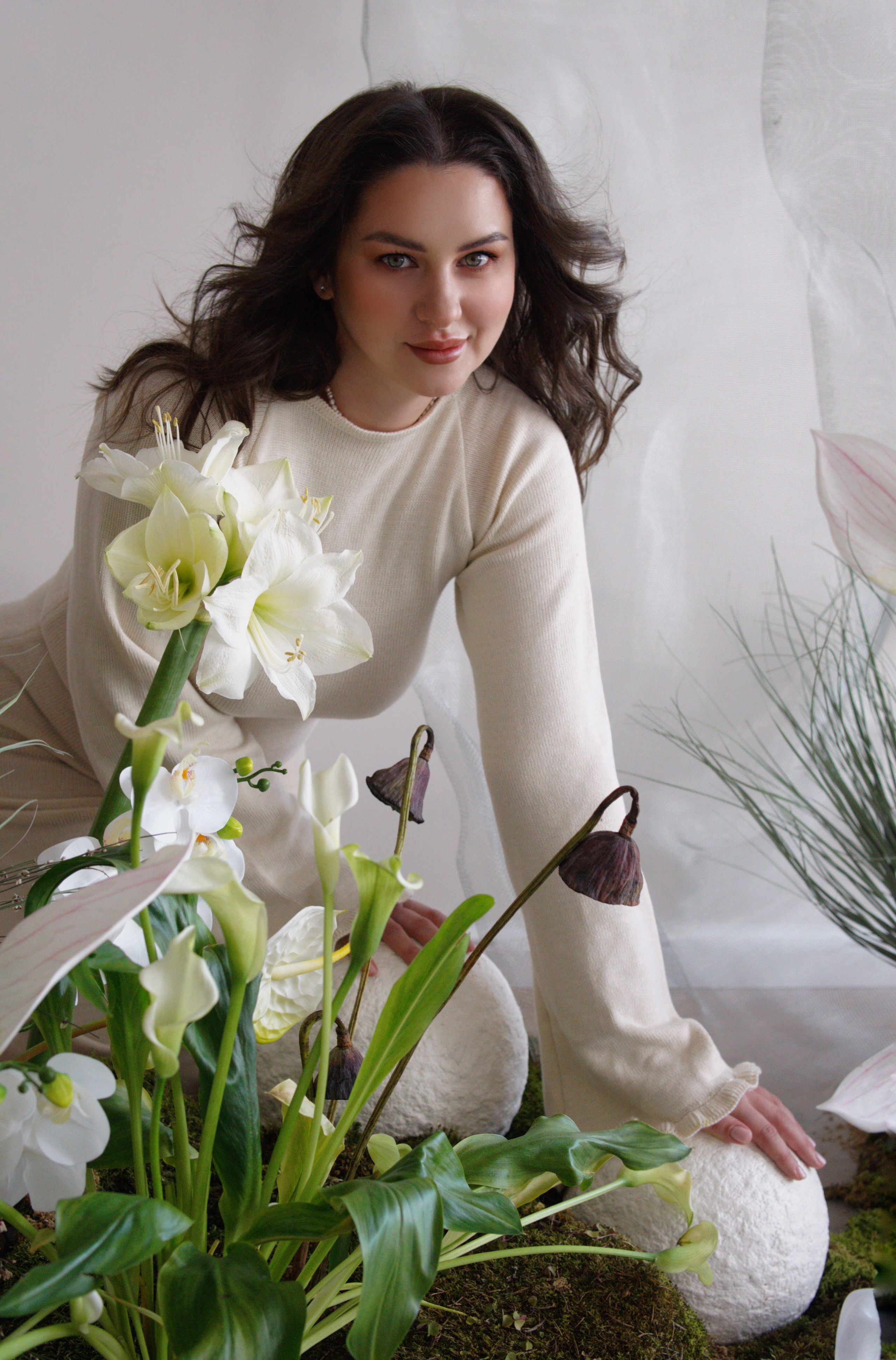 Анна, съемка с цветами. Фотограф в Минске Света Григорьева