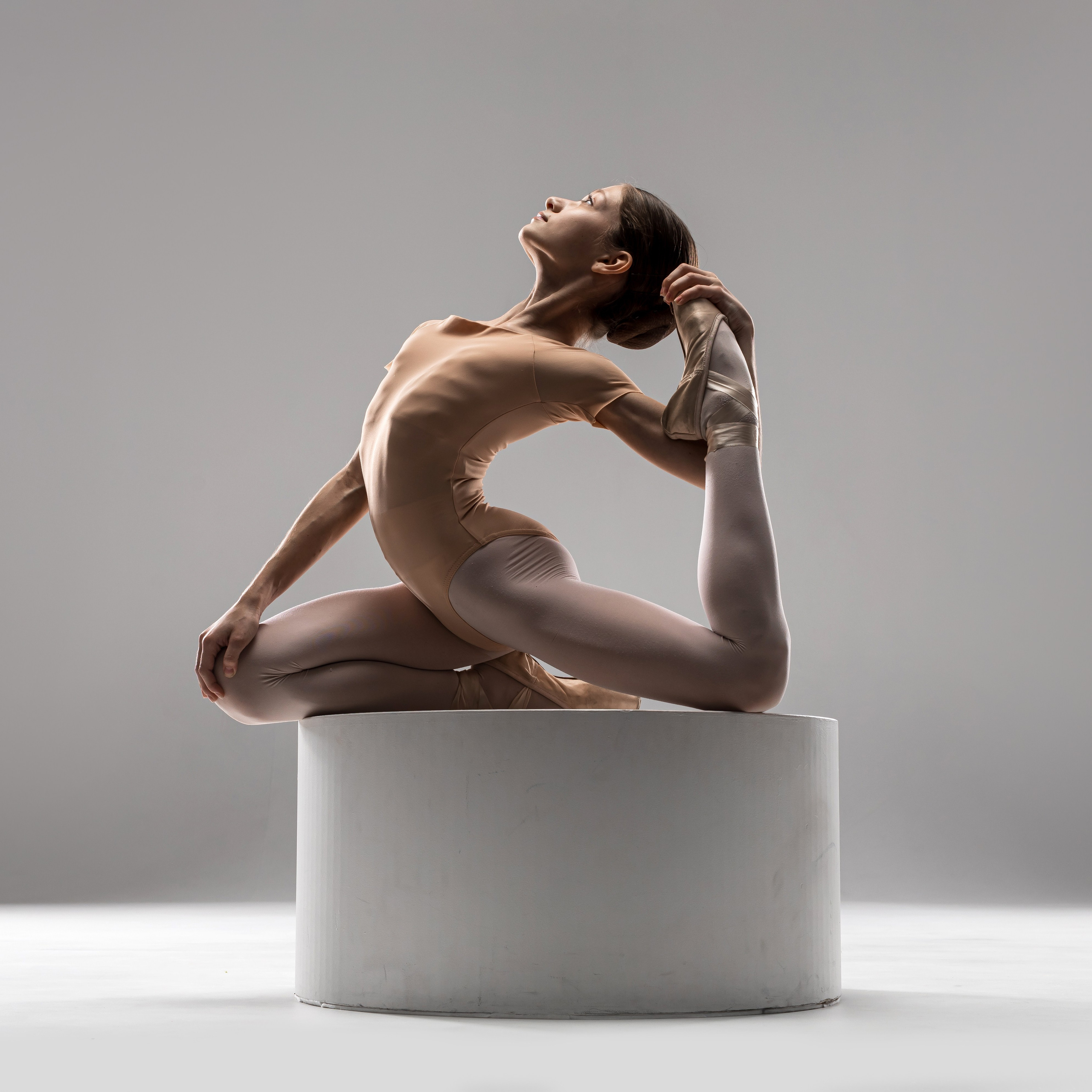 Балетная съёмка на белой циклораме и фонах. Балетный фотограф Алина Ханько — Душа Балета