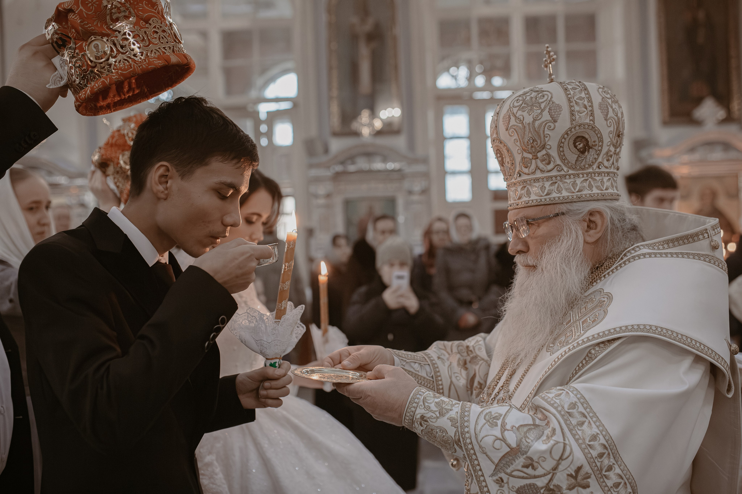 Митрополит Викентий совершил таинство Венчания. Фотограф на Крещение и Венчание в Ташкенте