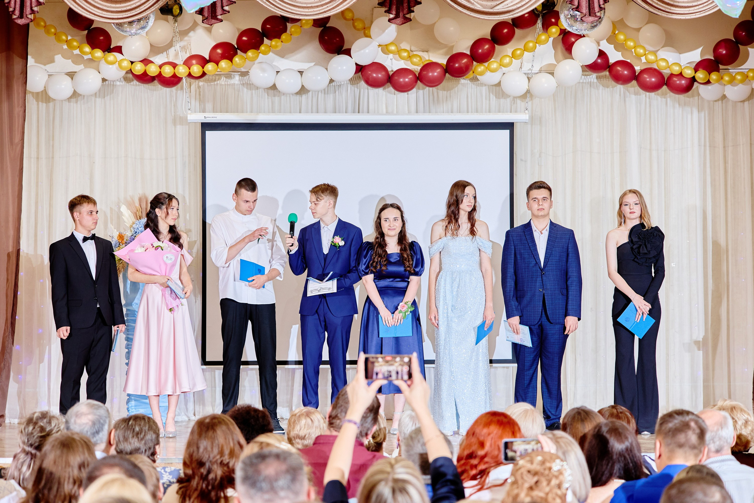 Выпускной 35 Сош. Фотограф Выпускные альбомы Таганрог Сергей Коробченко