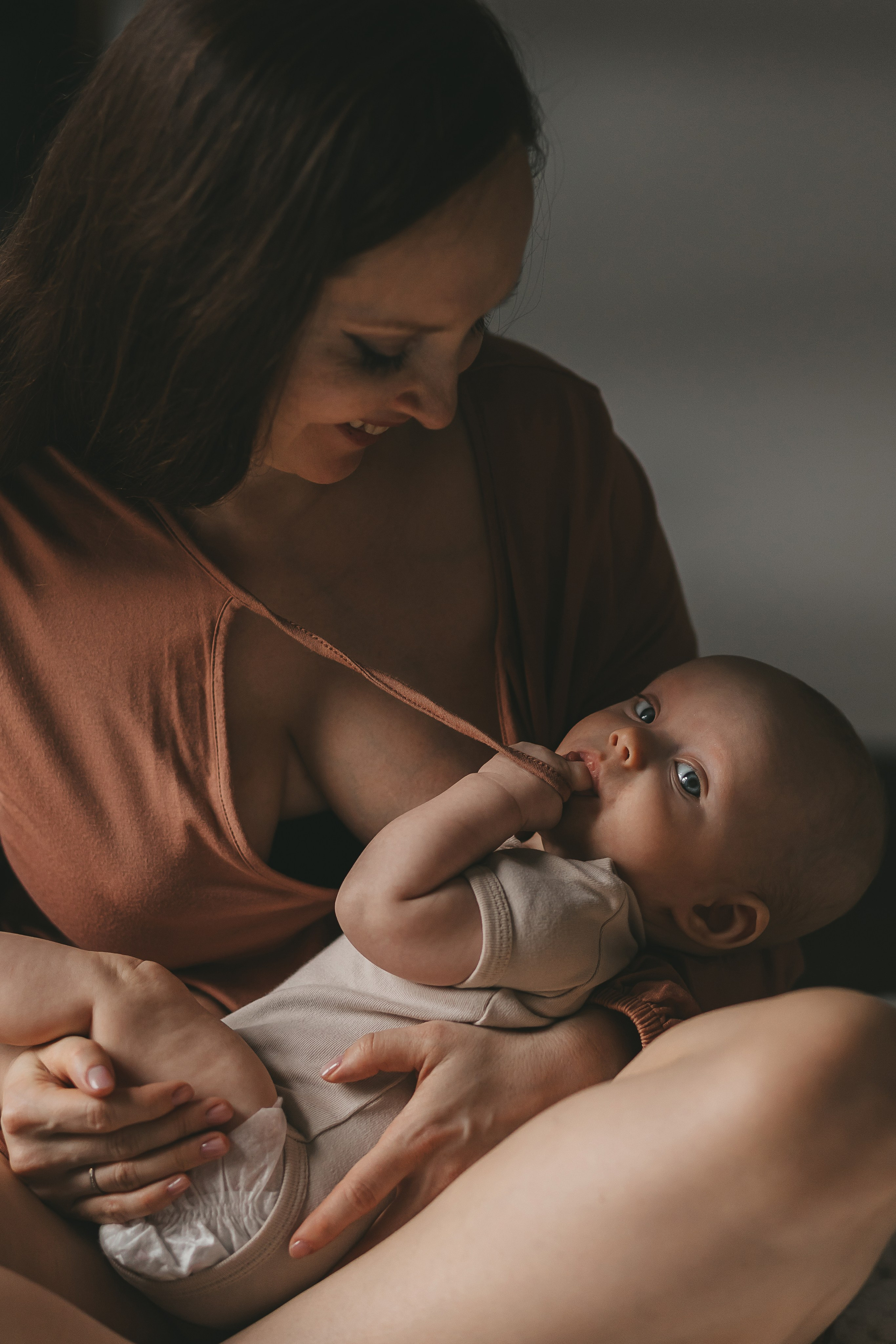 Съемка новорожденных малышей в Москве. Семейный и женский фотограф в Москве Надежда Воробьева