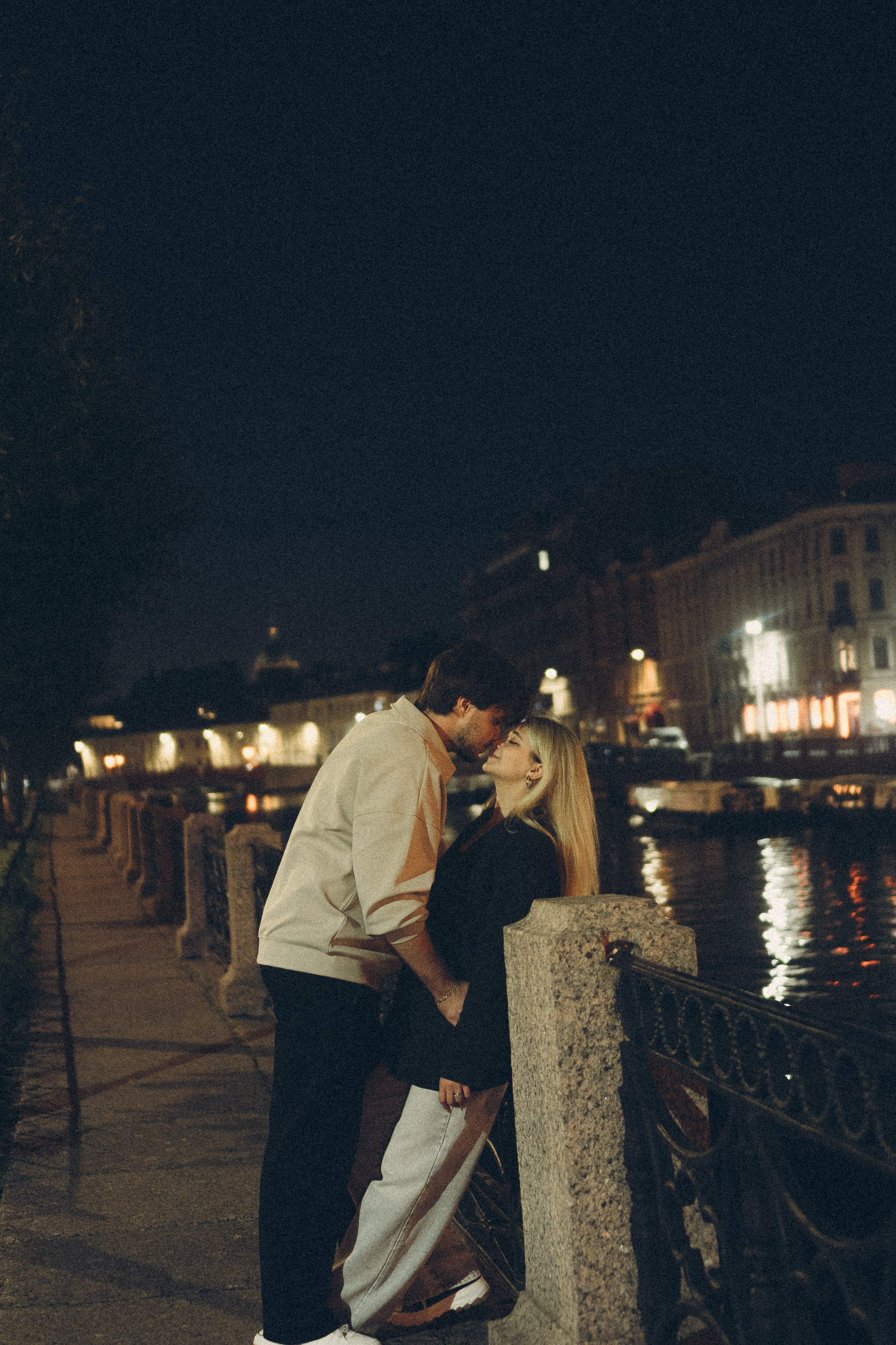 ПРОГУЛКА ПО НОЧНОМУ ГОРОДУ. Профессиональный фотограф, Санкт-Петербург — Виктория Богомолова