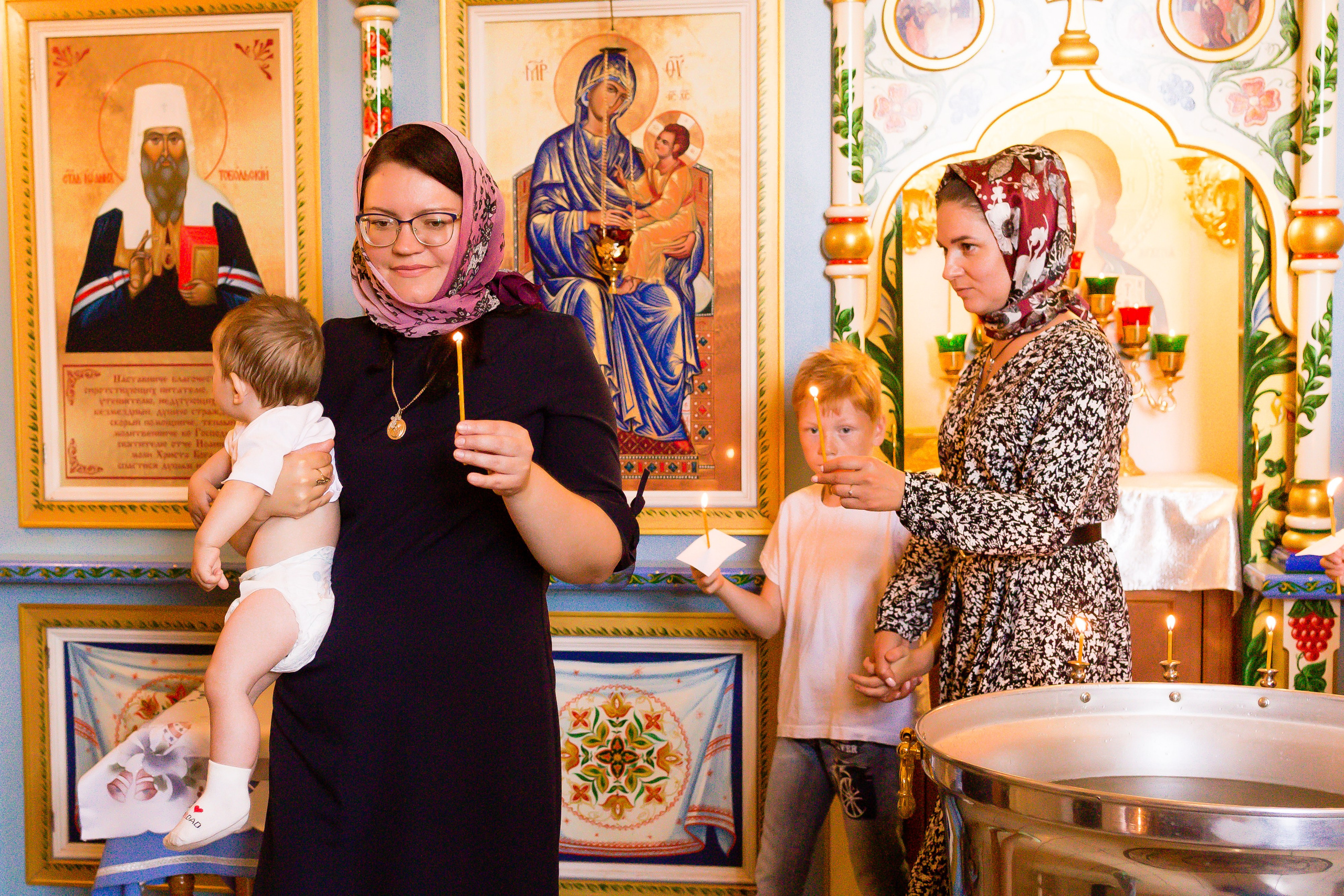 Крещение малышей. Фотограф Новорожденных и беременности г. Тюмень