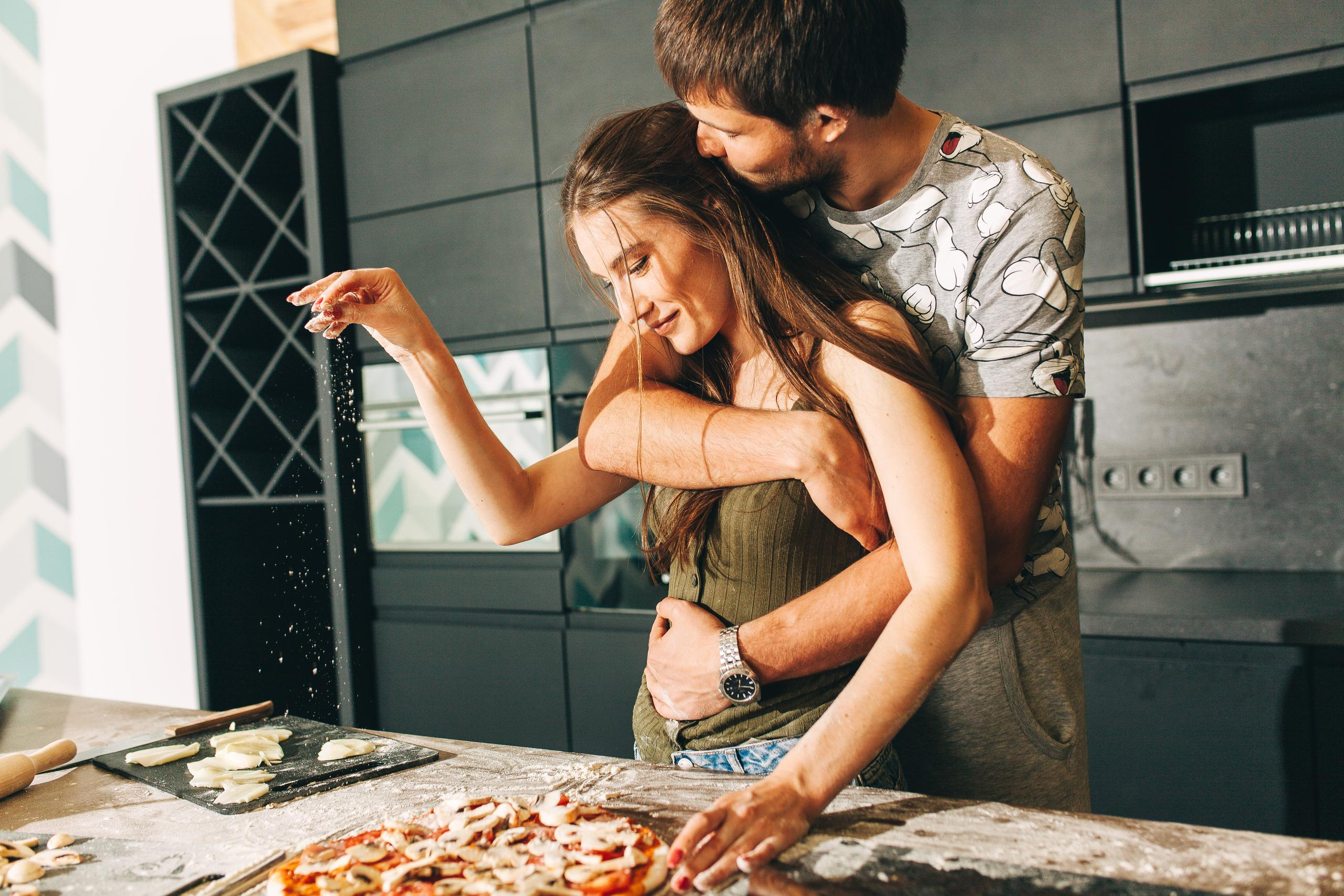 Сделаем пиццу и под одеяло. Свадебный и семейный фотограф в Санкт-Петербурге и Москве