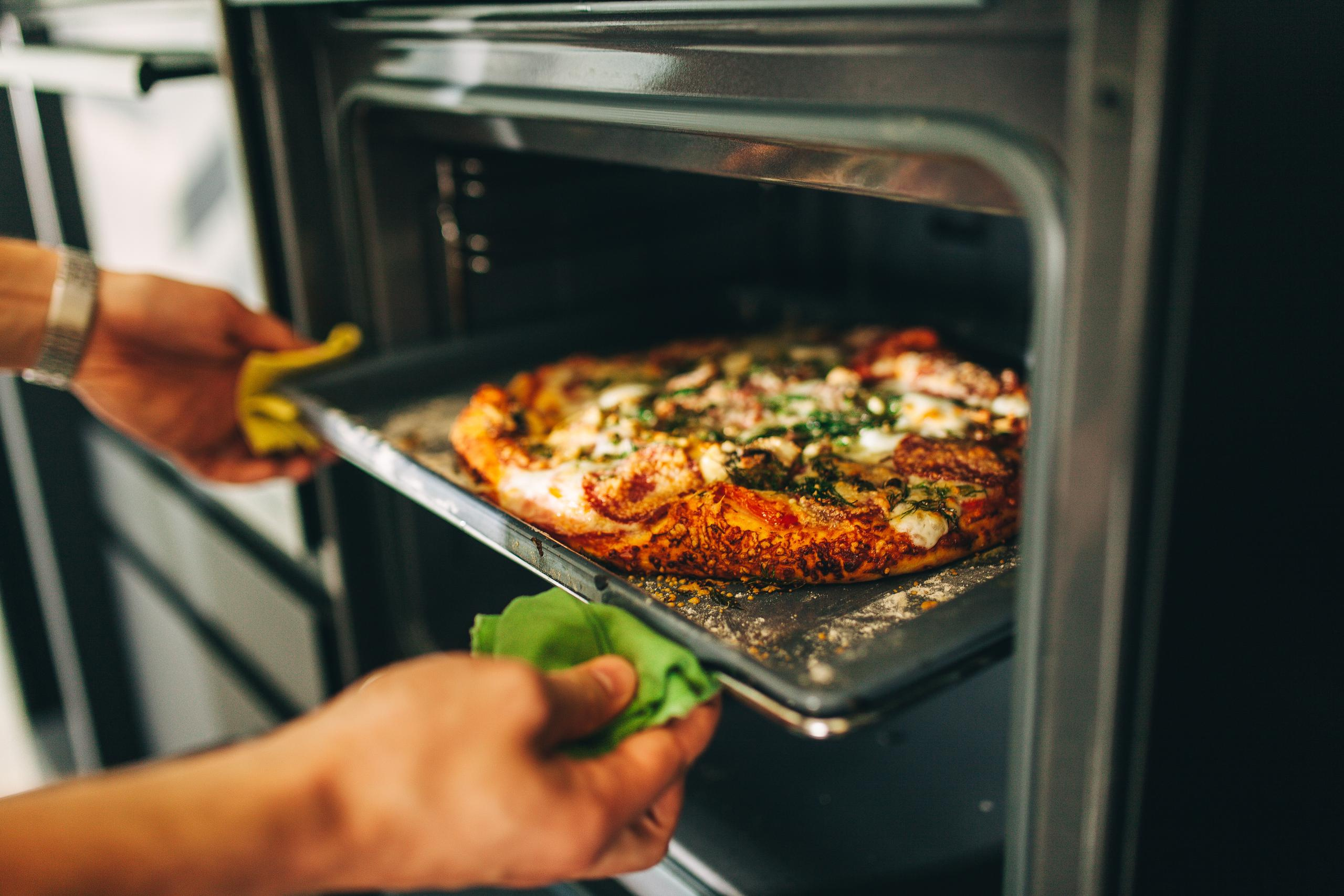 Сделаем пиццу и под одеяло. Свадебный и семейный фотограф в Санкт-Петербурге и Москве