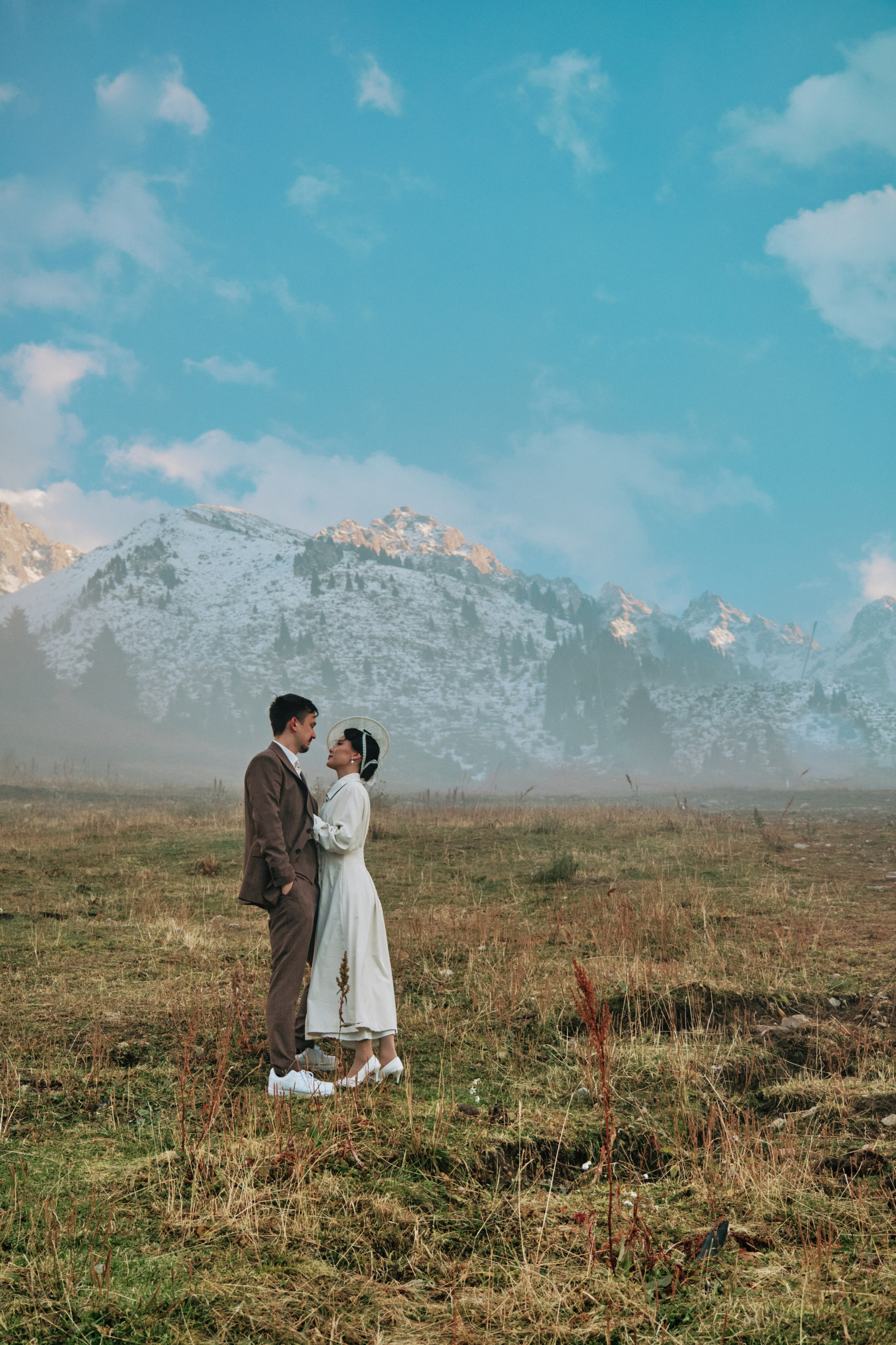 Фотопрогулка в ботаническом саду город Алматы. Видеограф и Фотограф в Алматы и Астана