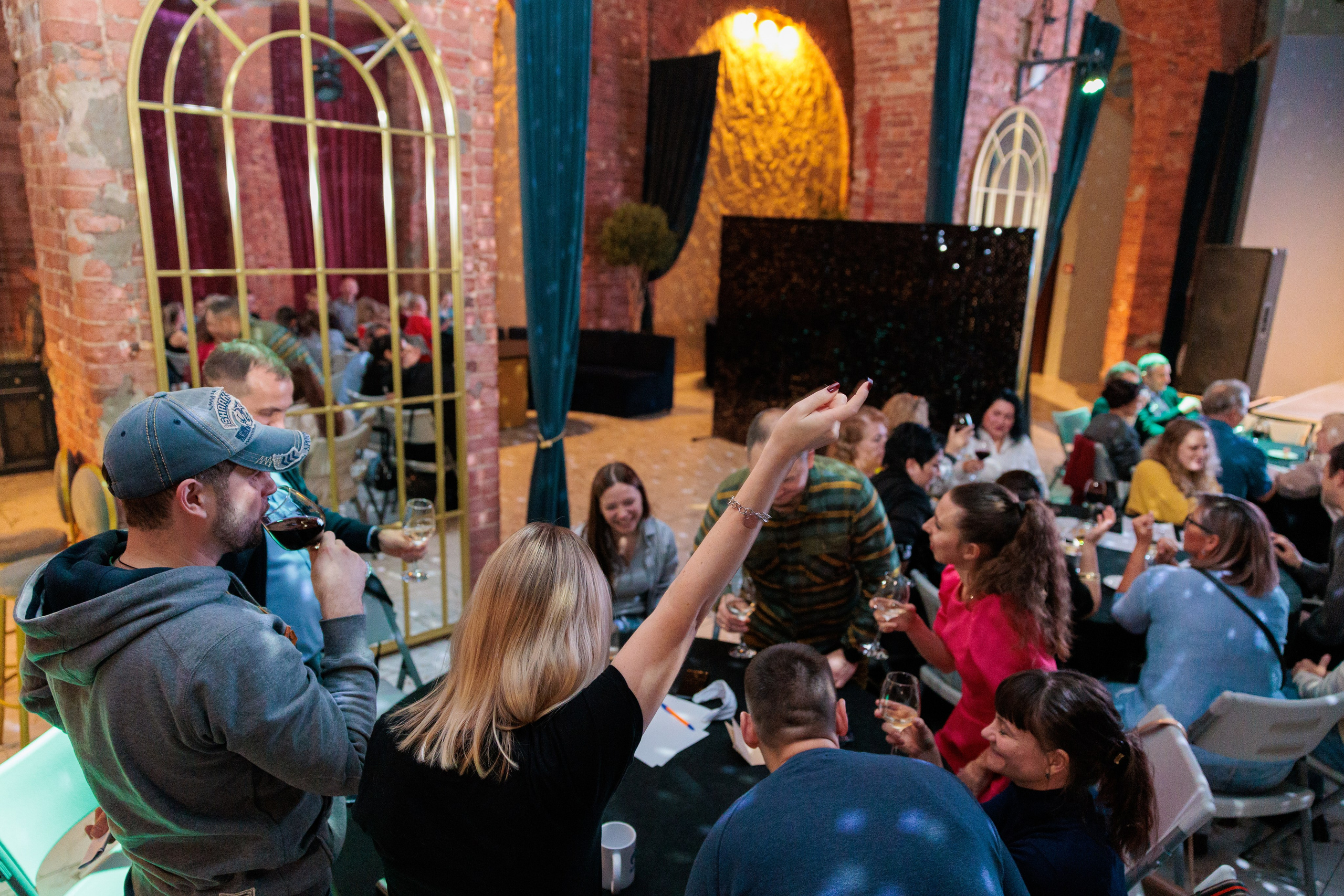 Корпоративный квиз. Репортажный фотограф Санкт-Петербург | Роман Карбышев