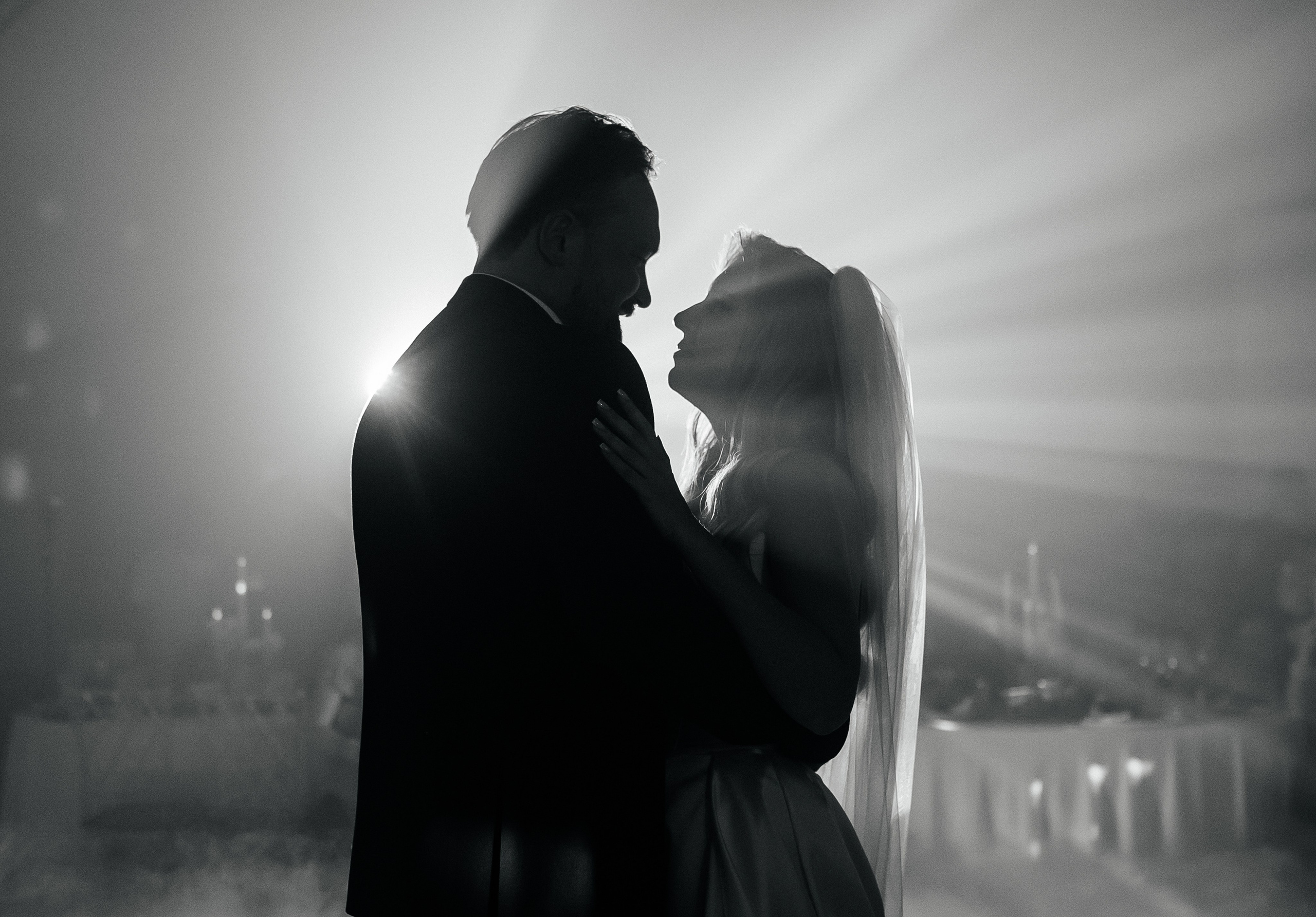 Илья и Инна 2025 Небо. Свадебный и портретный фотограф Алина Иванова. Екатеринбург-Москва